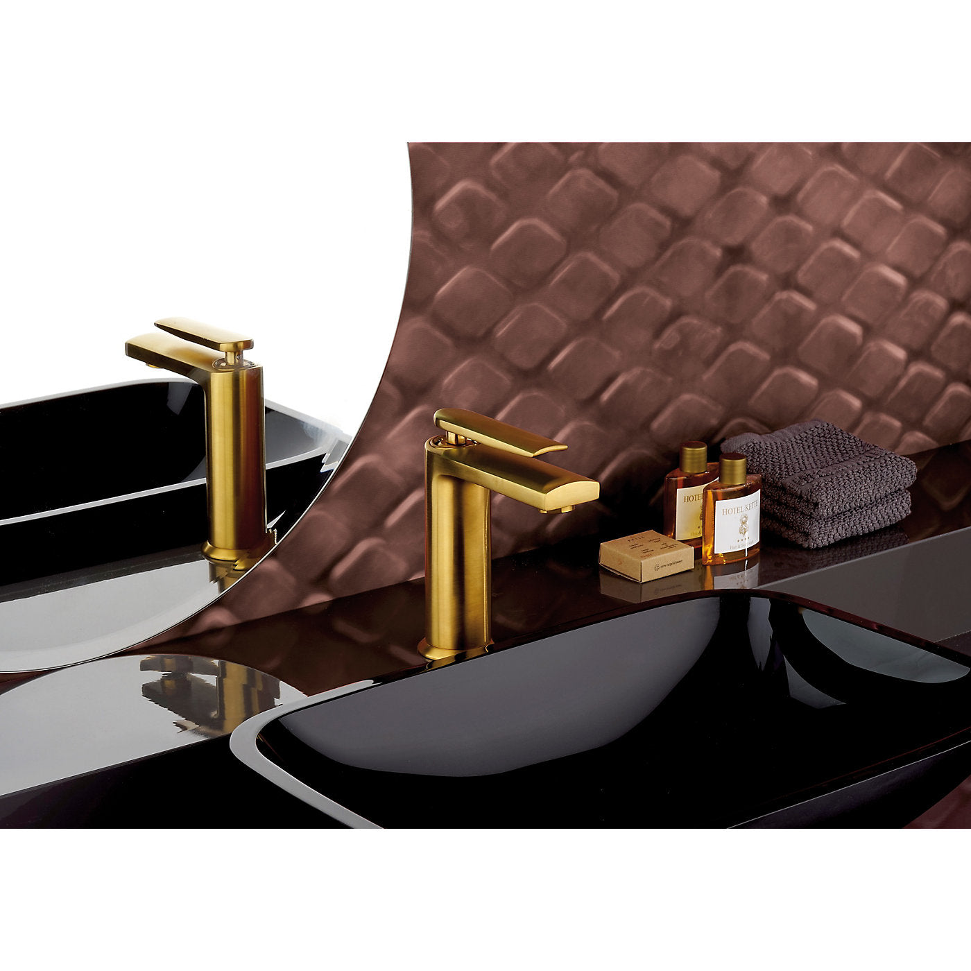 Fortis 602110CBG Vitrina Brushed Gold Single-Handle Bathroom Sink Faucet