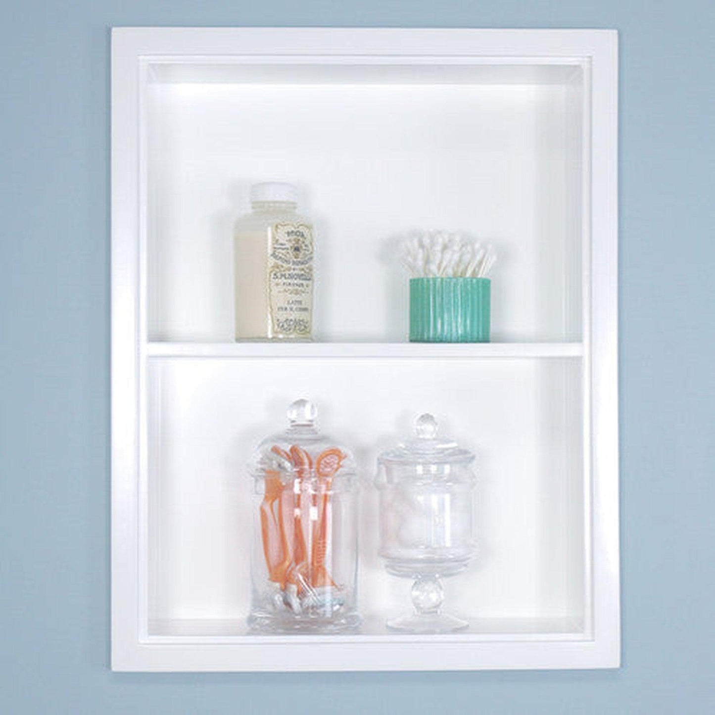 Fox Hollow Furnishings Aiden 14" x 18" White Recessed Sloane Wall Niche With Plain Back and One Fixed Shelf