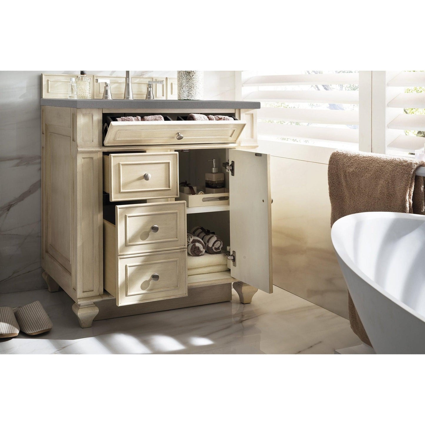 James Martin Vanities Bristol 30" Vintage Vanilla Single Vanity With 3cm Grey Expo Quartz Top