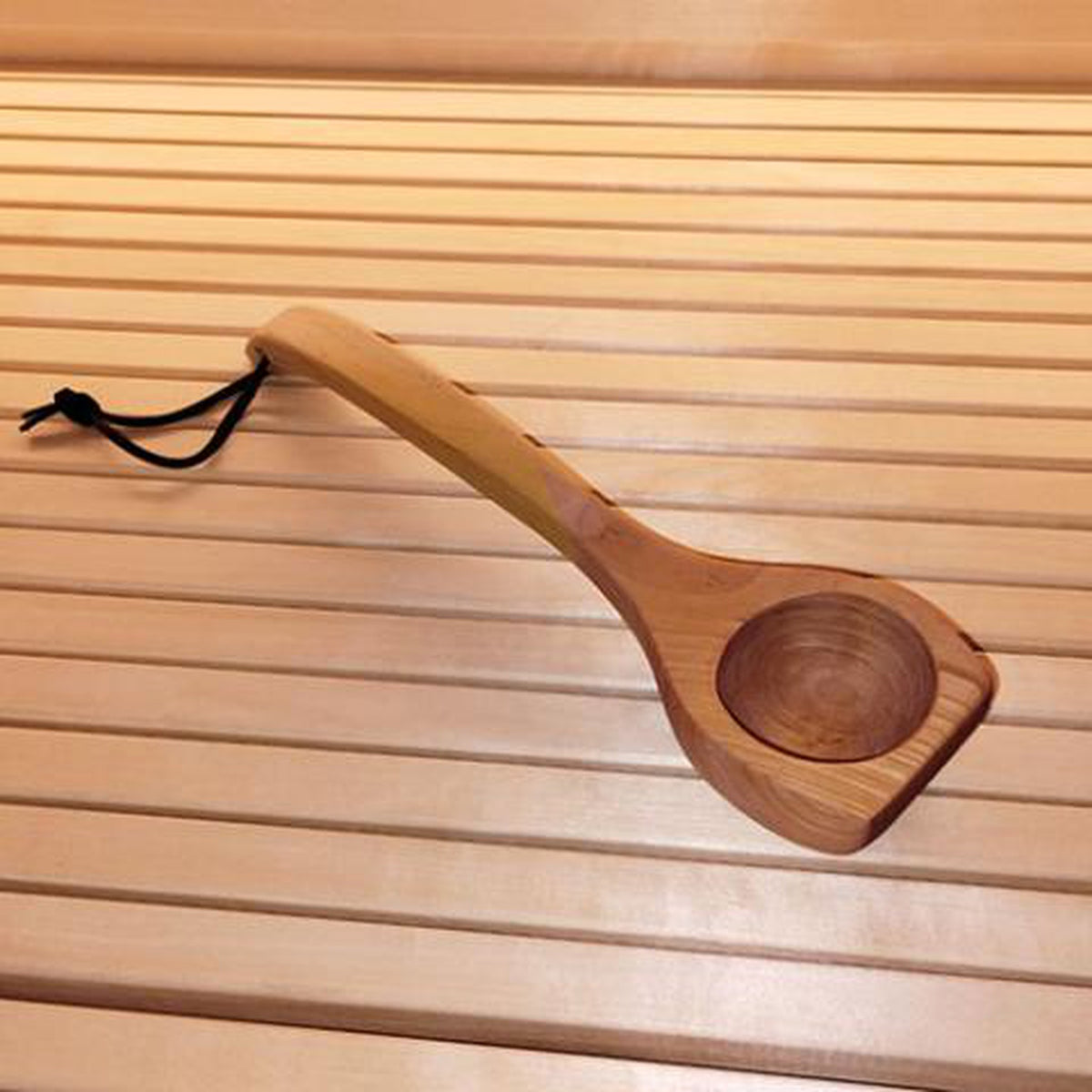 Saunalife Wooden 1-Gallon Sauna Bucket Set With Wood Ladle and Black Thermometer Accessory Package 4