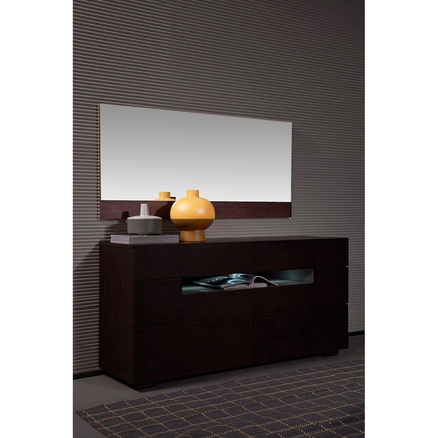 HomeRoots 24" Oak Veneer And Glass Mirror In Brown