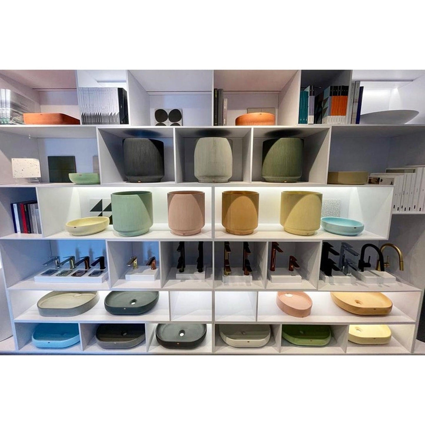 Konkretus Lotus05 15" Coral Light Red Top Mount Semi Pedestal Concrete Bathroom Sink