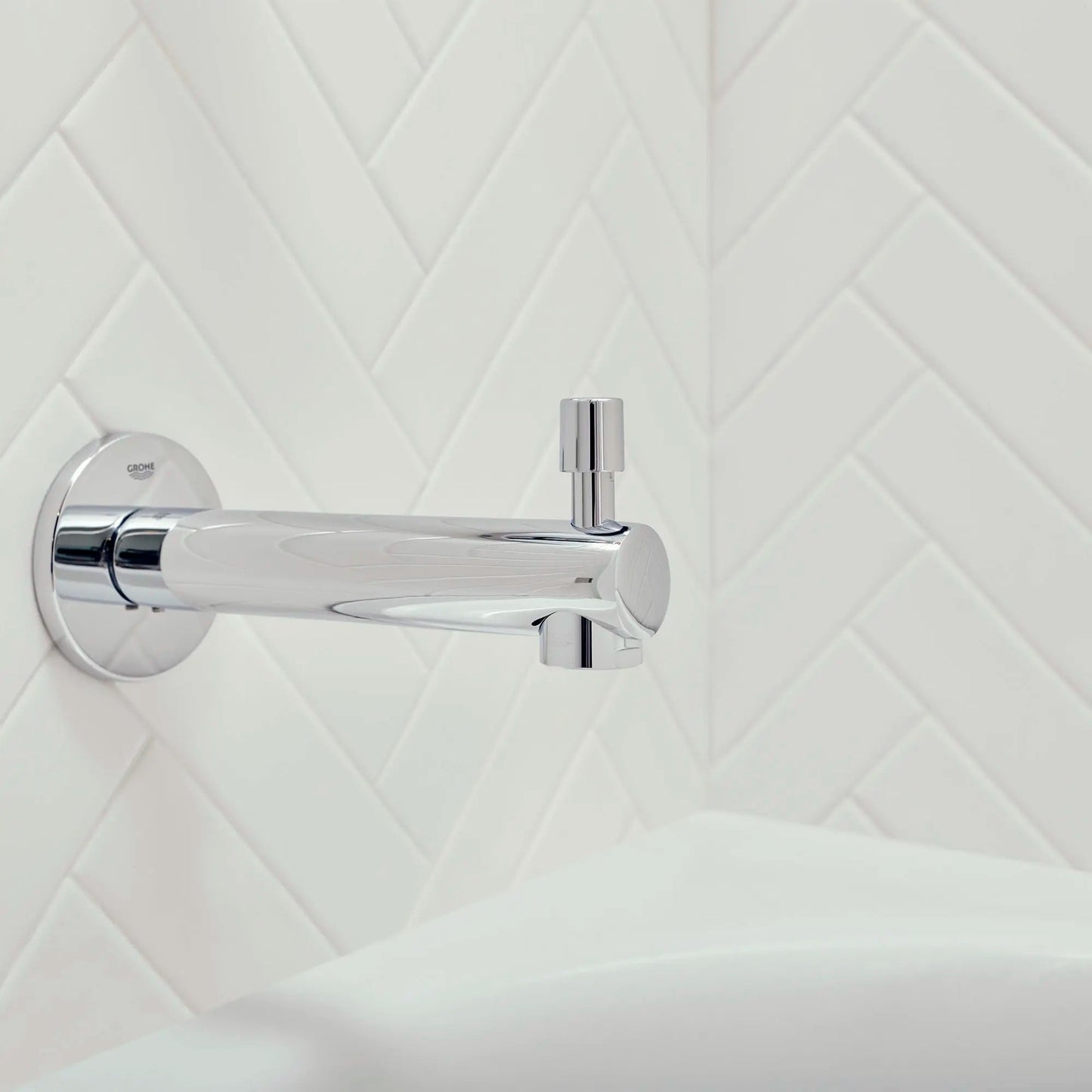 Grohe Concetto™ StarLight Chrome Wall Mount Diverter Tub Spout
