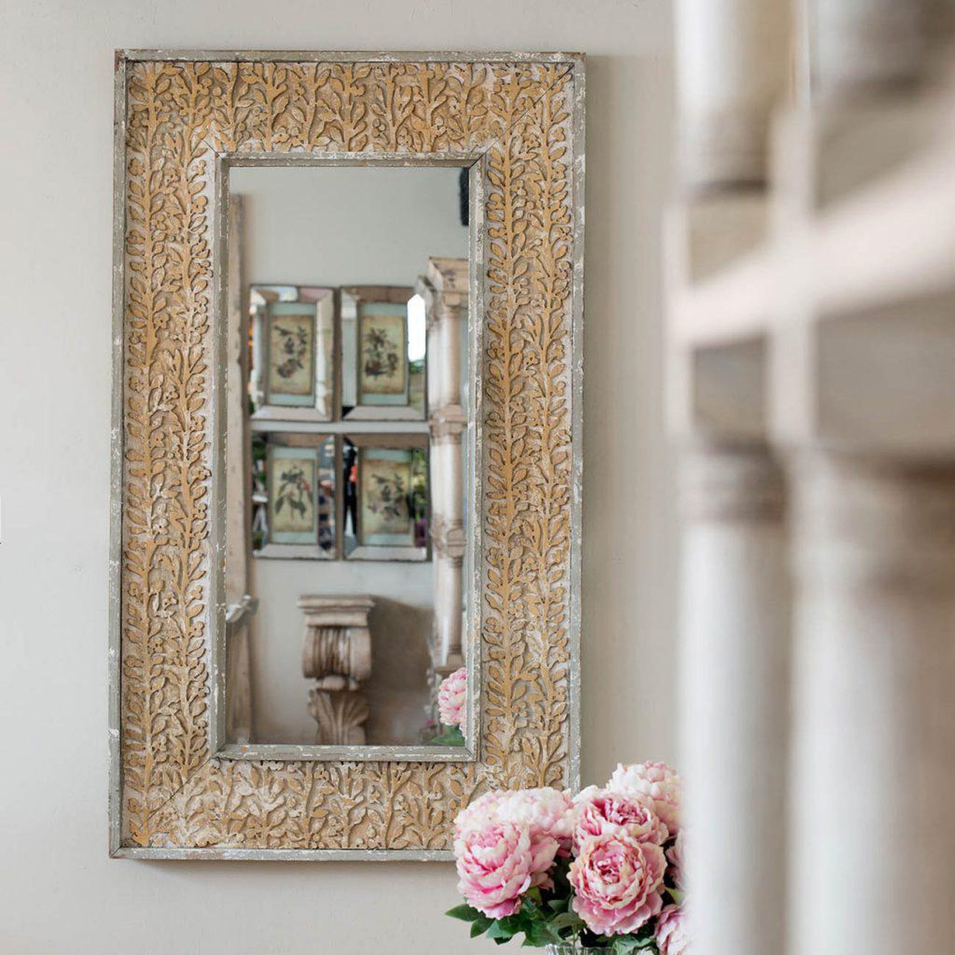 A&B Home Exotic Melodies 33" x 57" Bundle of 5 Rectangular Shaped Beige and Ivory Wooden Frame Wall-Mounted Mirror