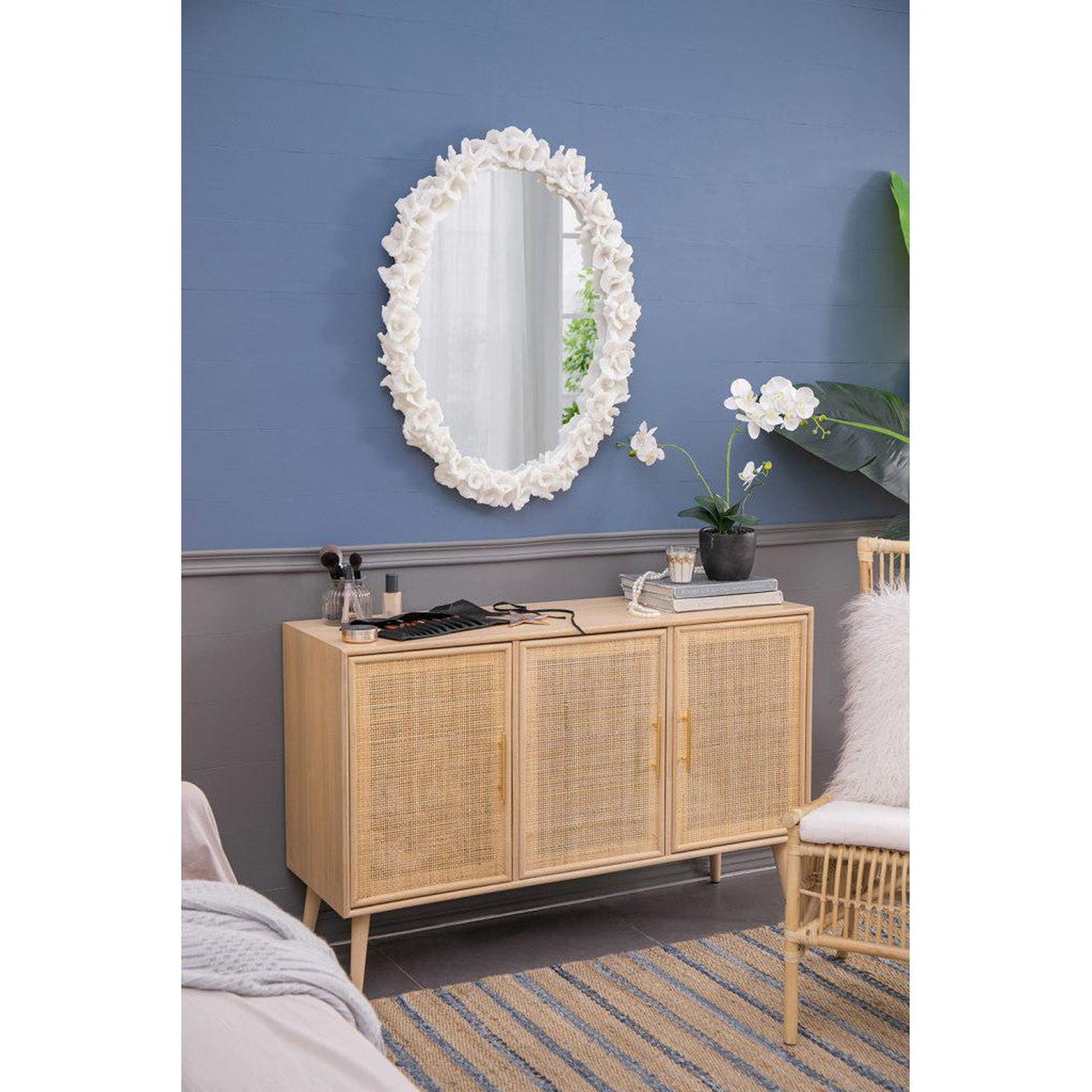 A&B Home Shelby 28" x 35" Bundle of 8 Round White Clear Resin Faux Coral Frame Wall-Mounted Mirror