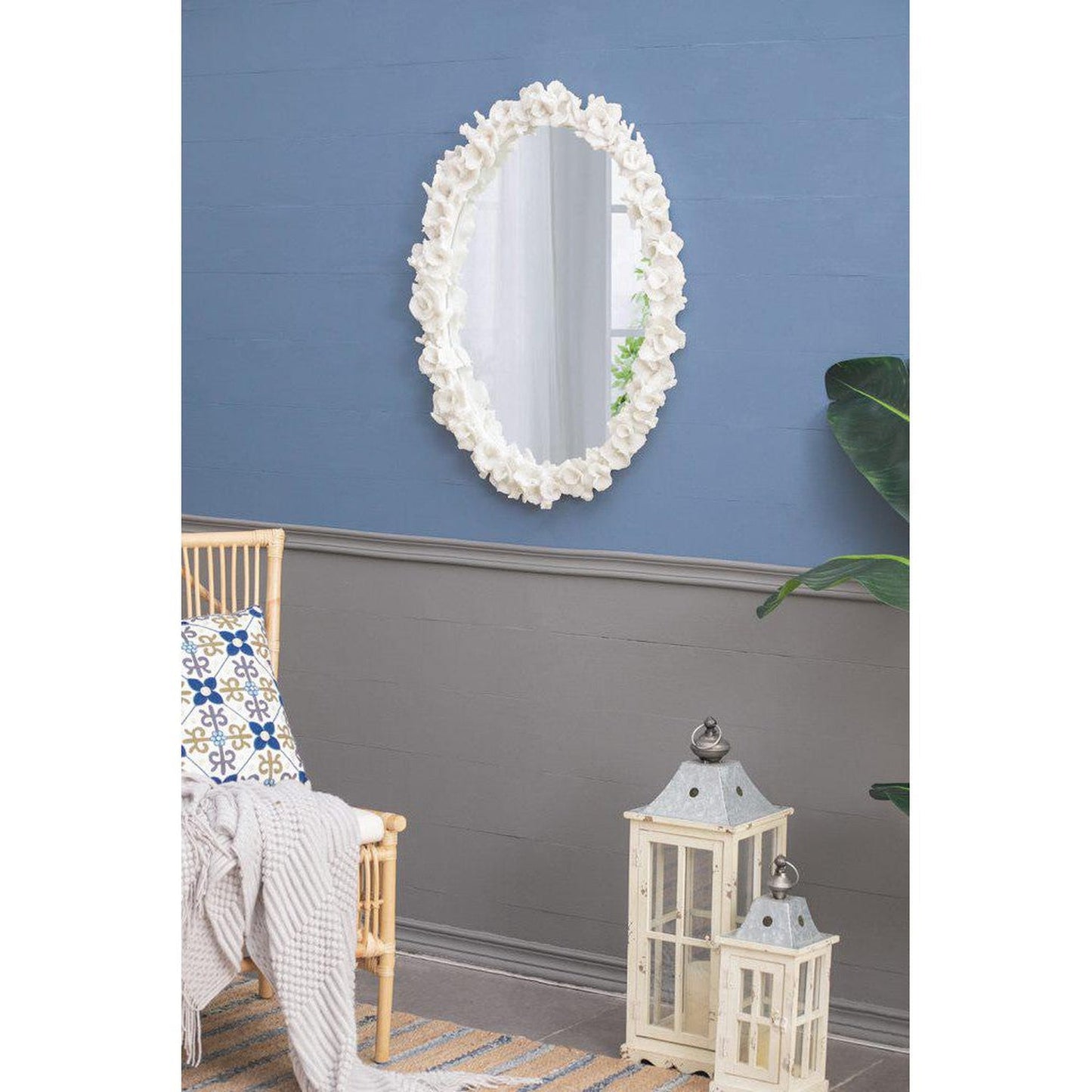 A&B Home Shelby 28" x 35" Bundle of 8 Round White Clear Resin Faux Coral Frame Wall-Mounted Mirror