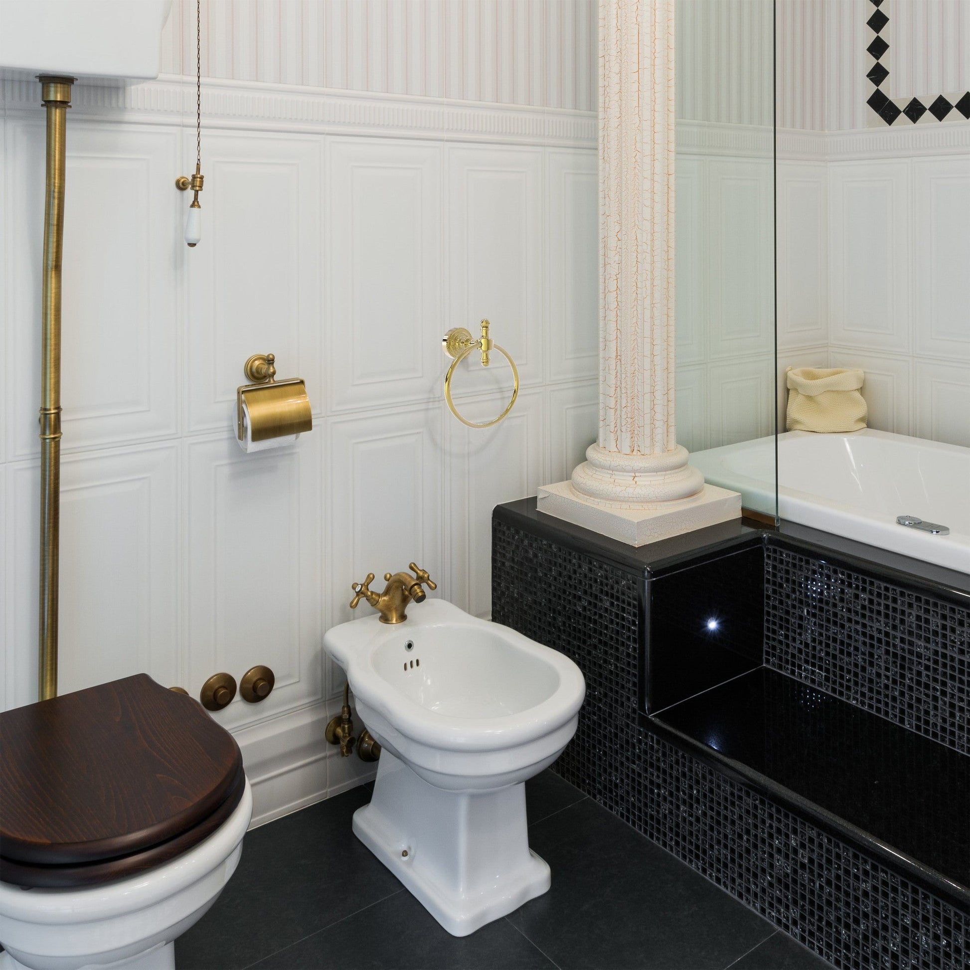 Allied Brass Retro Dot Unlacquered Brass Towel Ring