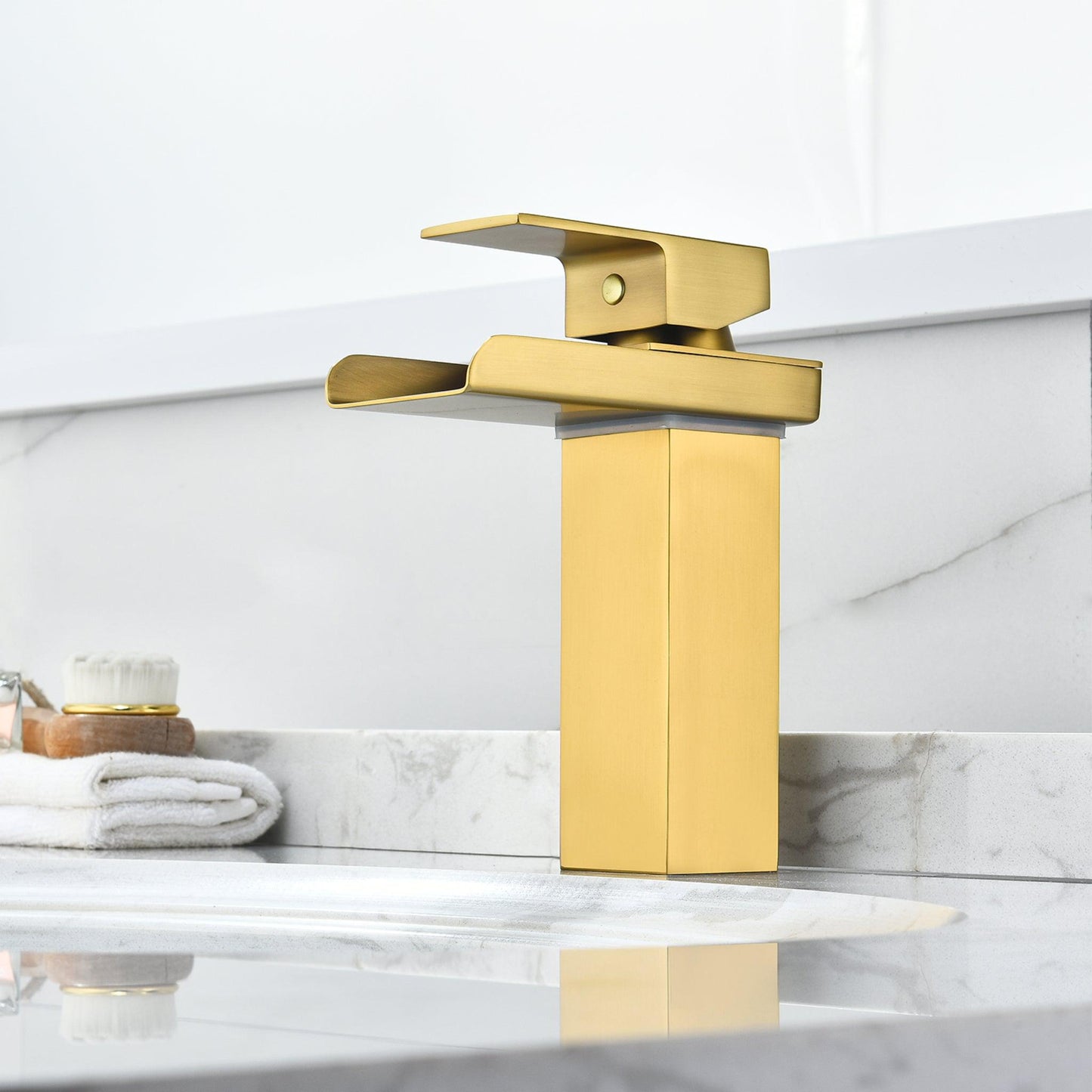 Altair Sassor Brushed Gold Single-Handle Waterfall Single-Hole Sink Faucet