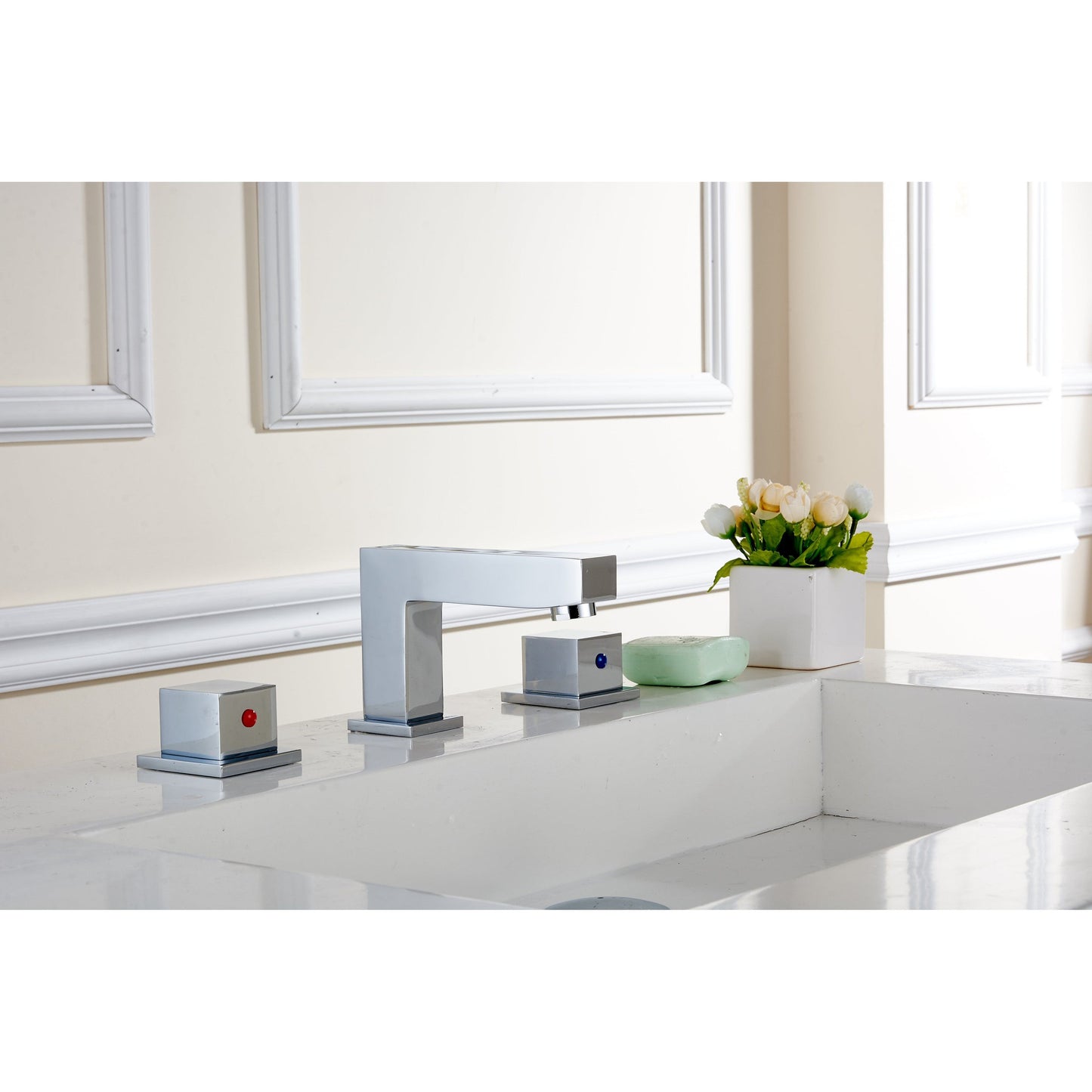 American Imaginations AI-22935 20" White Oval Ceramic Undermount Bathroom Sink Set