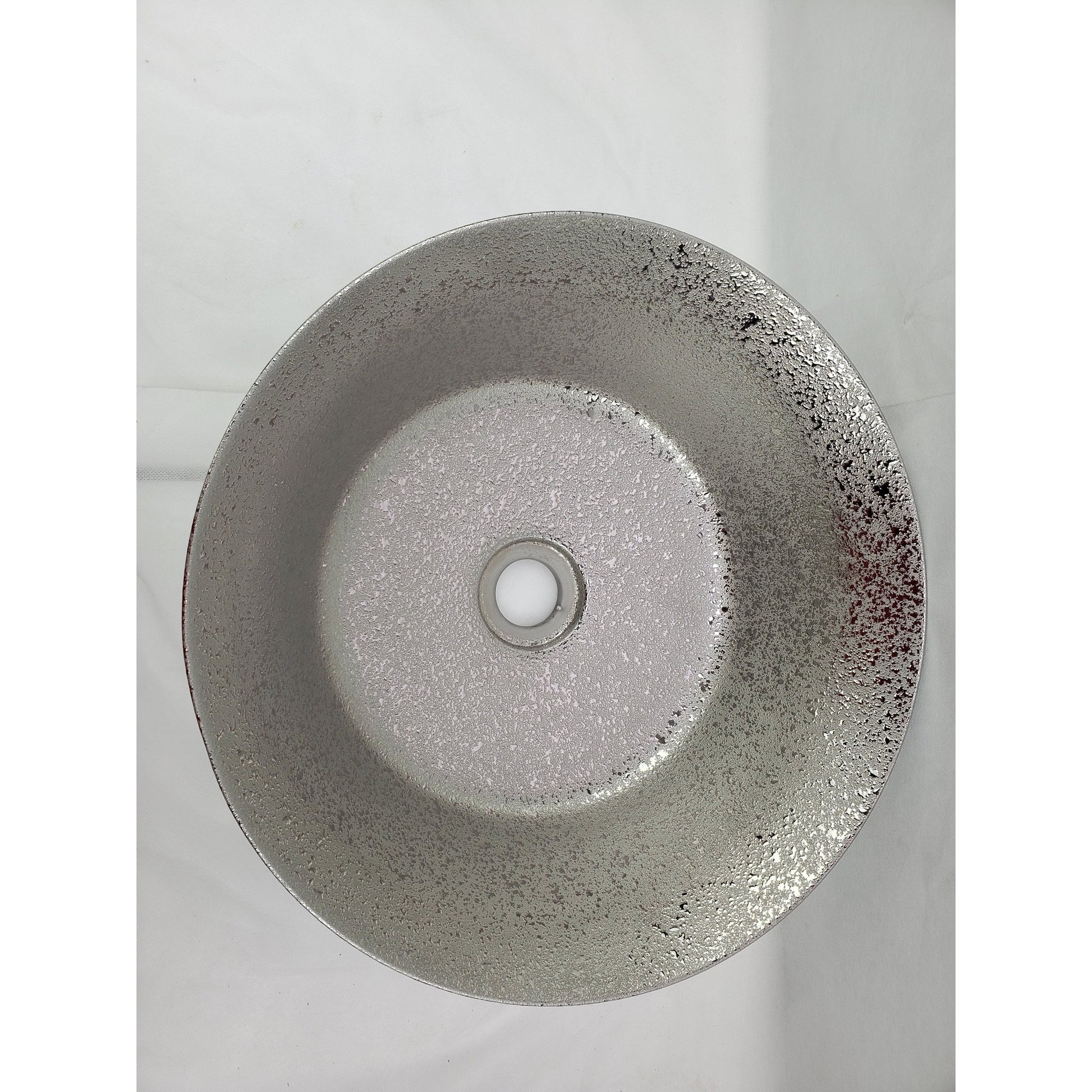 American Imaginations AI-27791 16" Round Enamel Glaze Silver Ceramic Transitional