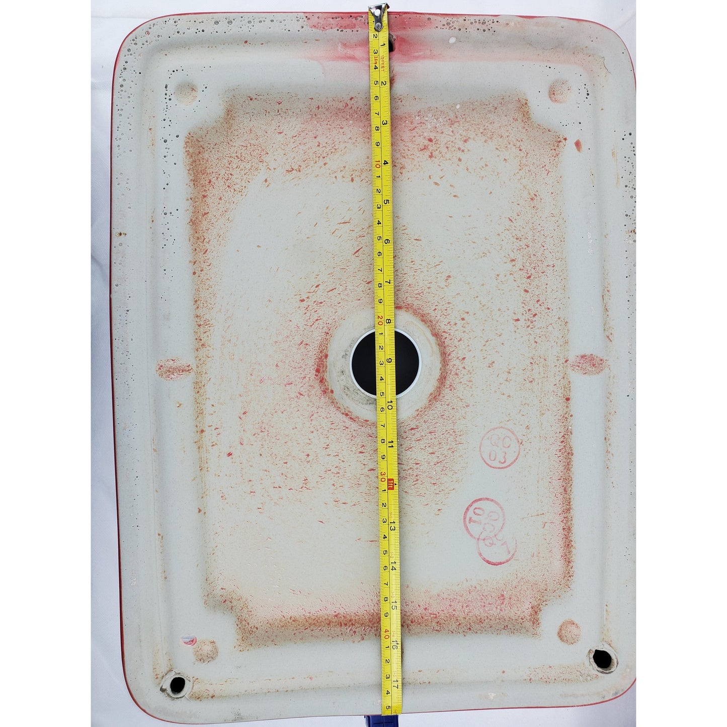 American Imaginations AI-28217 19" Rectangle Enamel Glaze Red-White Ceramic Transitional
