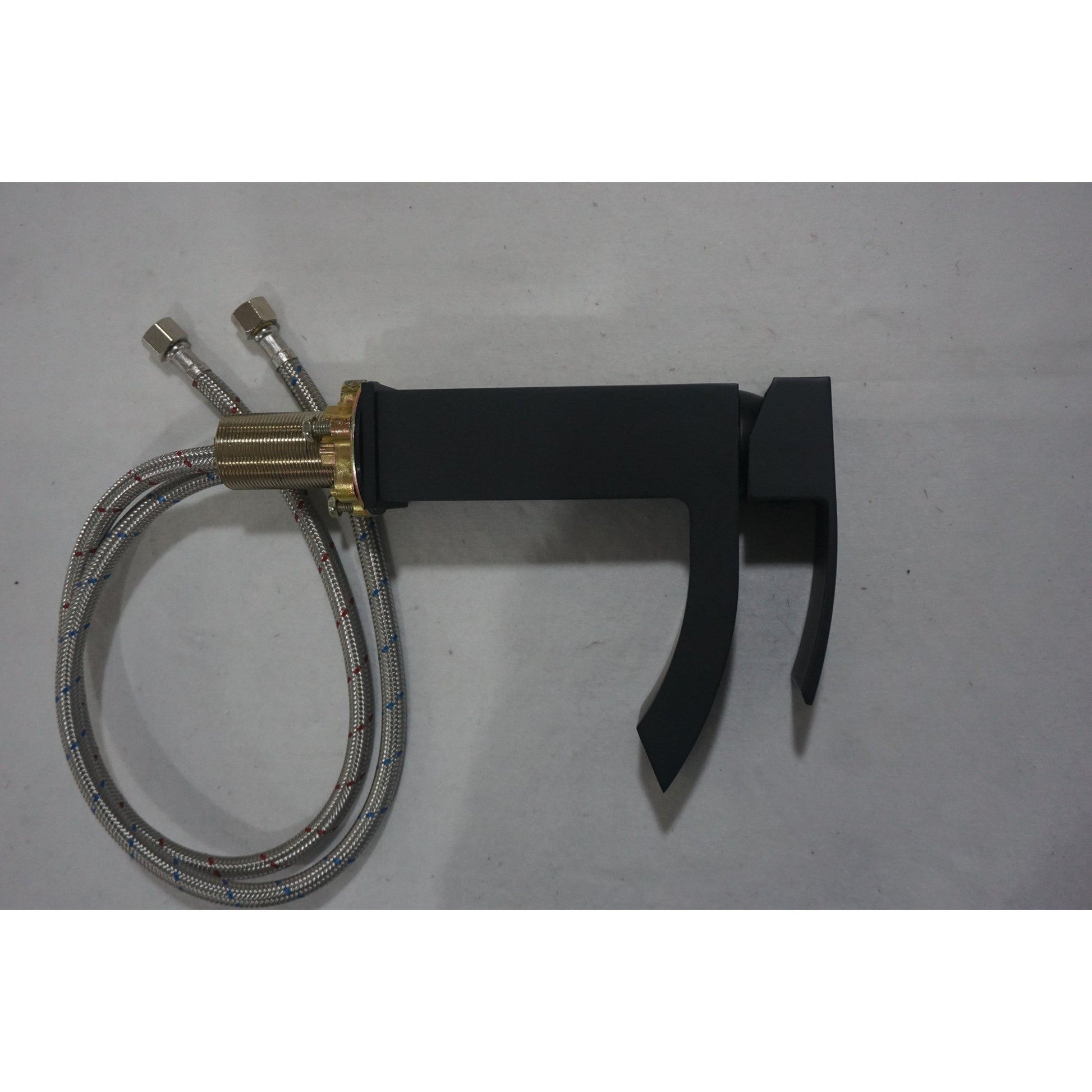 American Imaginations AI-29503 3" Black Unique Lead Free Brass Transitional Bathroom Sink Faucet Set