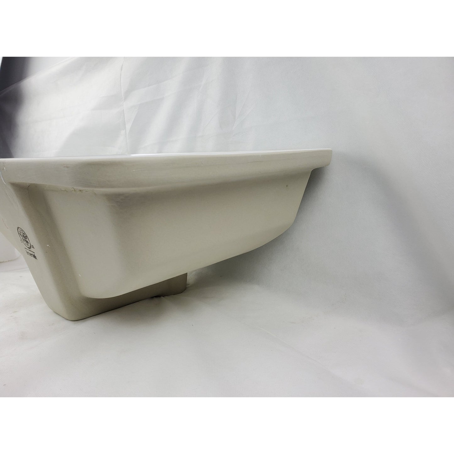 American Imaginations AI-31765 Rectangle White Ceramic Bathroom Undermount Sink with Enamel Glaze Finish