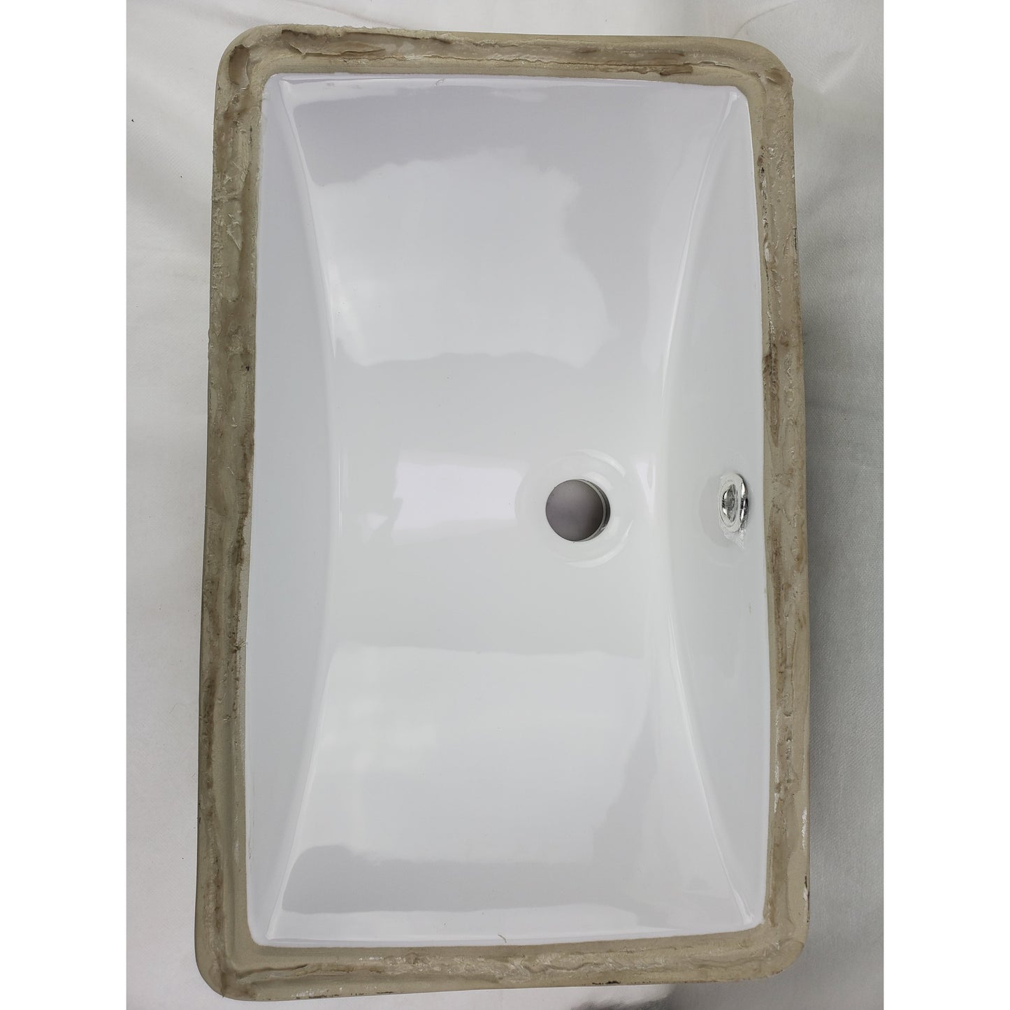 American Imaginations AI-31837 18" White Rectangular Undermount Modern Bathroom Undermount Sink Set