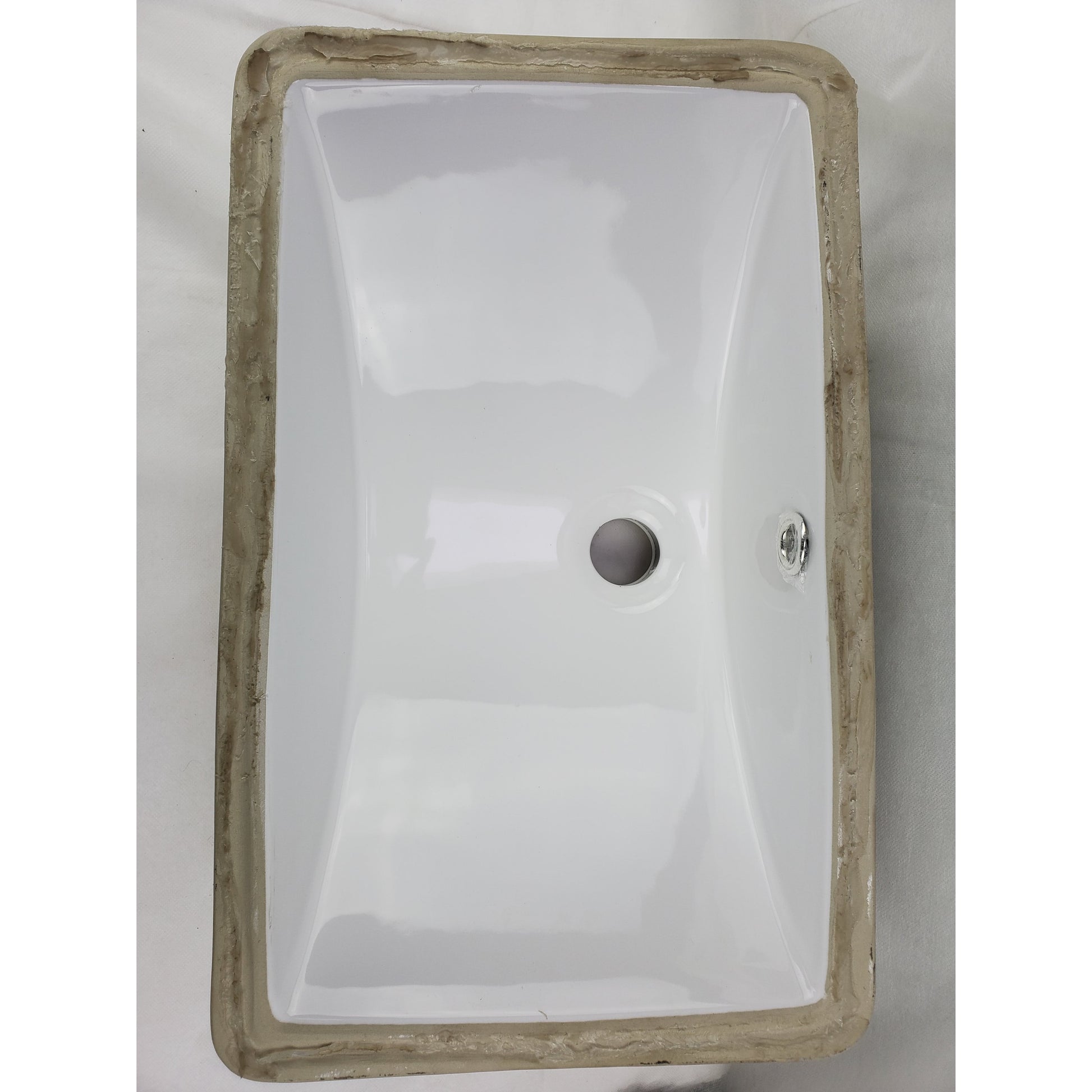 American Imaginations AI-31837 18" White Rectangular Undermount Modern Bathroom Undermount Sink Set