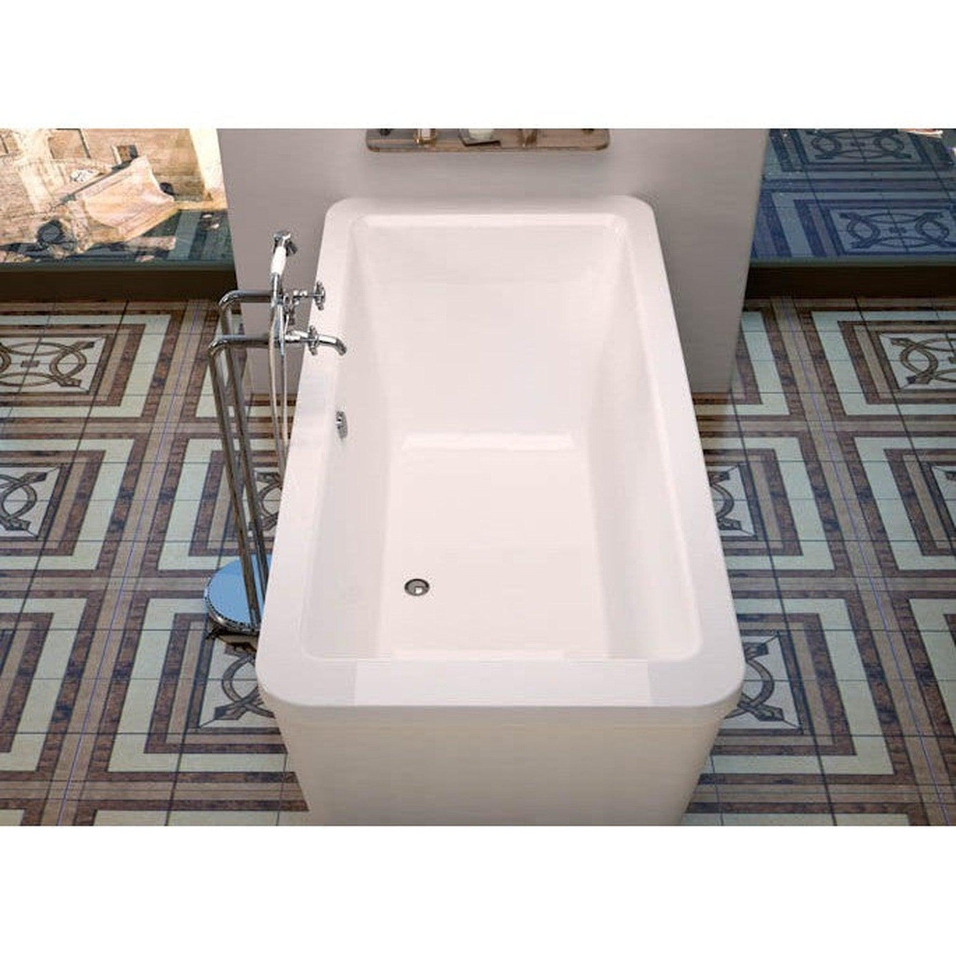 Atlantis Whirlpools Aquarius 32" x 67" White Freestanding Acrylic Soaker Bathtub