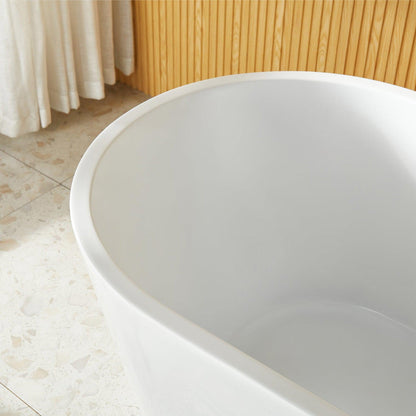 DeerValley Ally 67" x 32" Oval White Freestanding Acrylic Bathtub
