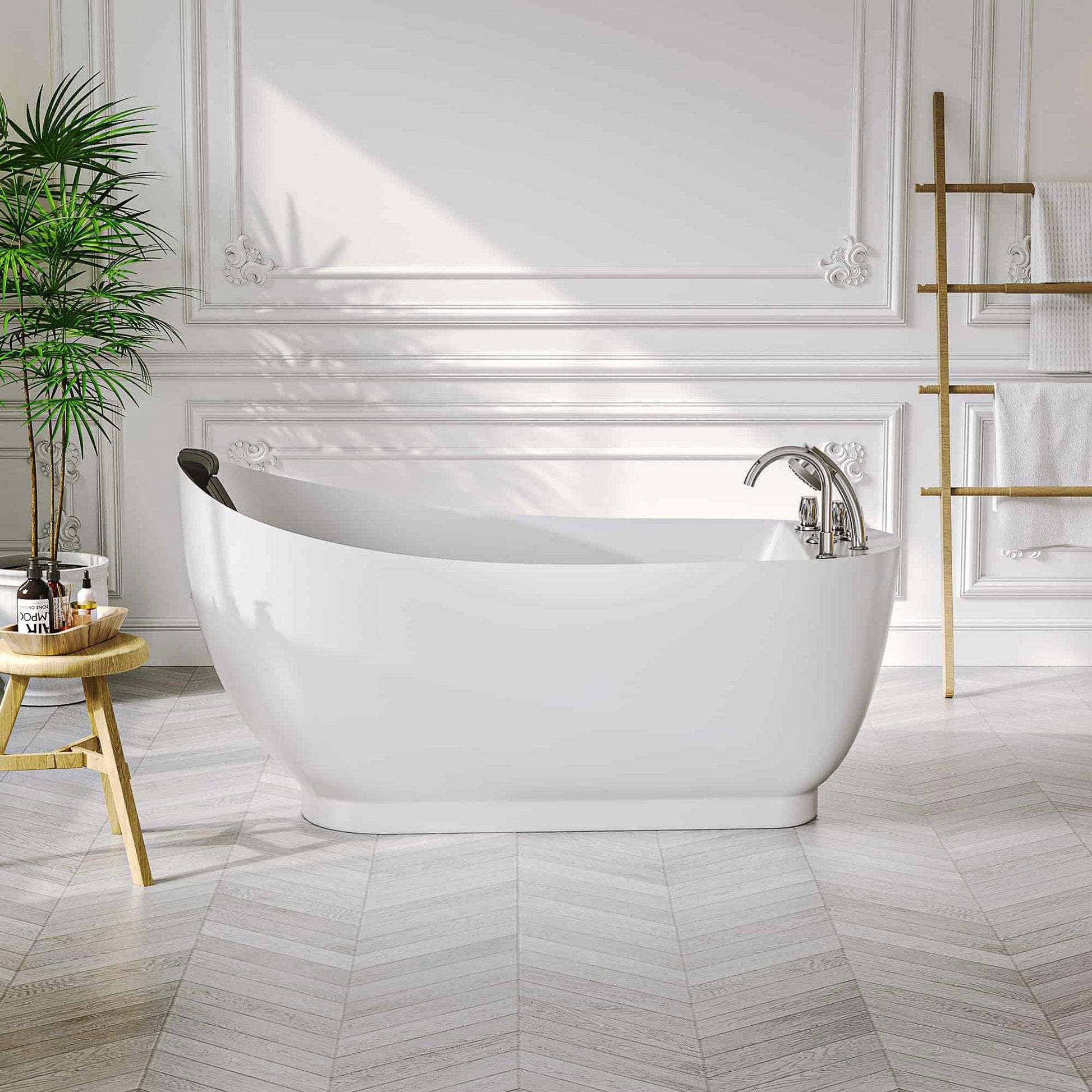 Empava 59" White Freestanding Oval Whirlpool Bathtub With Reversible Drain