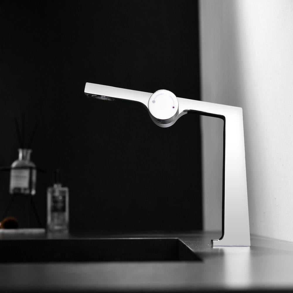 Fontana Merida Single Handle Deck Mounted Hot and Cold Chrome Faucet