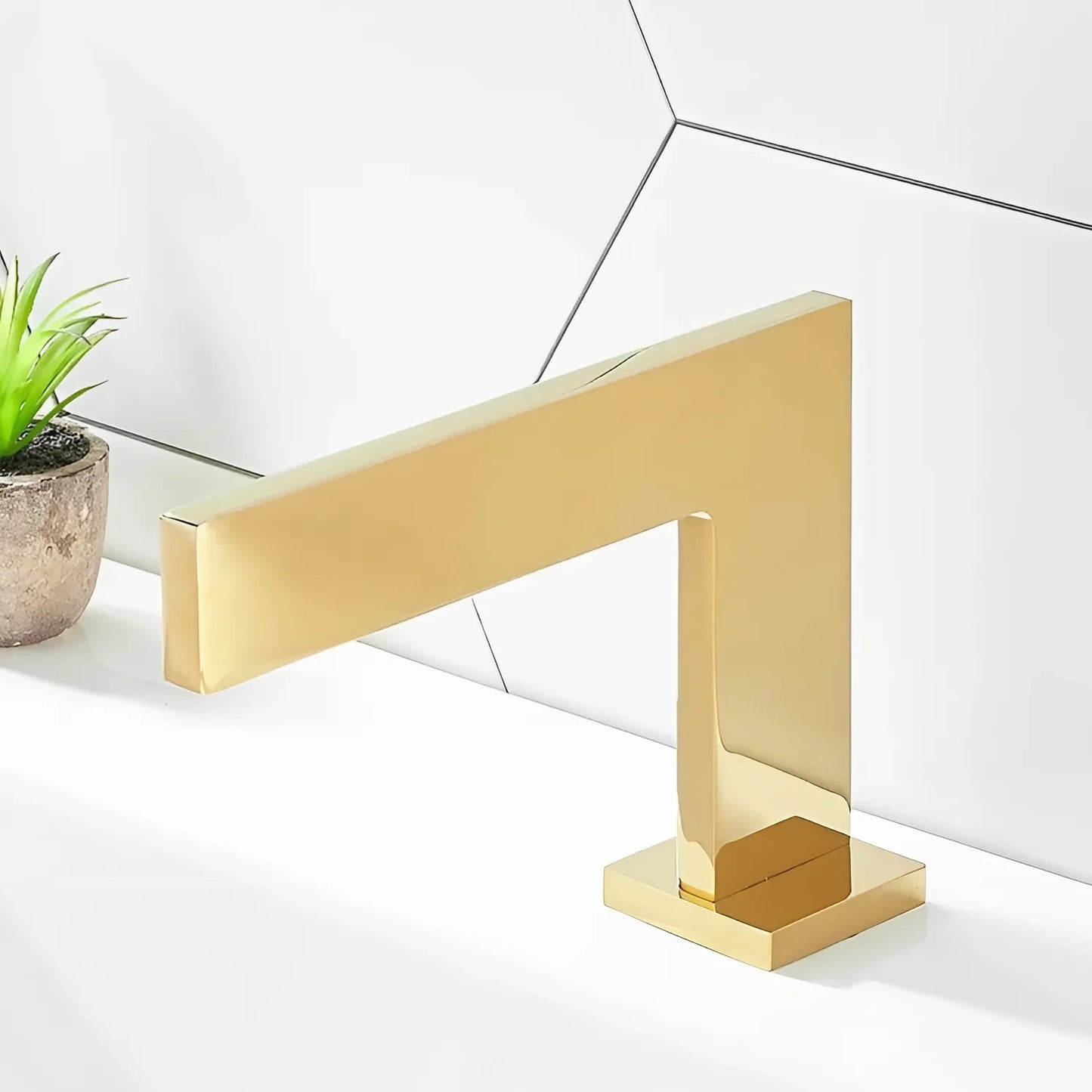 Fontana Vierzon Brushed Gold Deluxe Touchless Sink Faucet