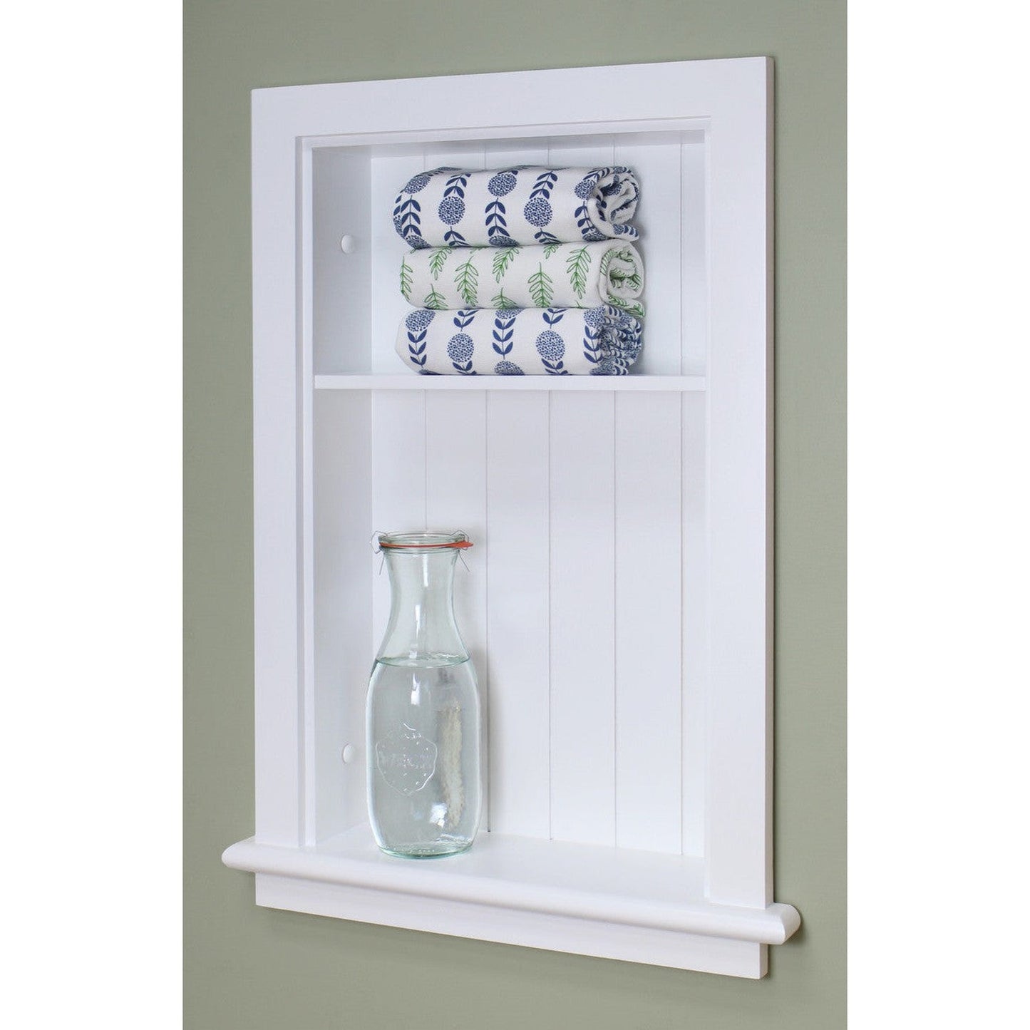 Fox Hollow Furnishings Aiden 14" x 24" White Recessed Wall Niche With Beadboard Back and One Shelf