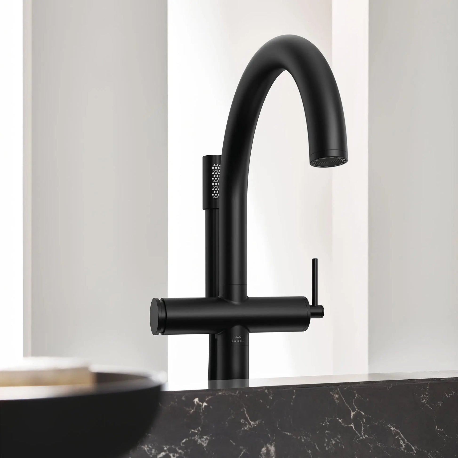 Grohe Atrio 1.75 GPM Single-Handle Freestanding Matte Black Tub Faucet With Hand Shower