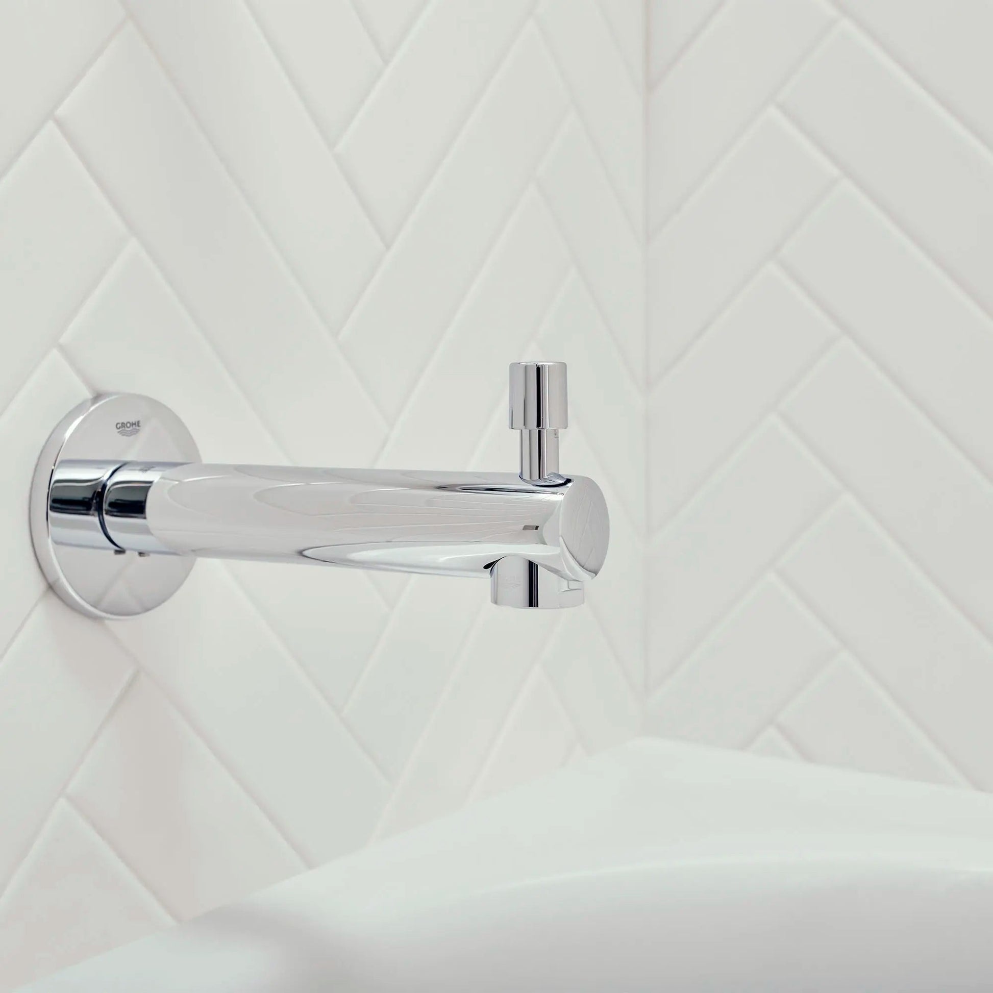 Grohe Concetto™ StarLight Chrome Wall Mount Diverter Tub Spout