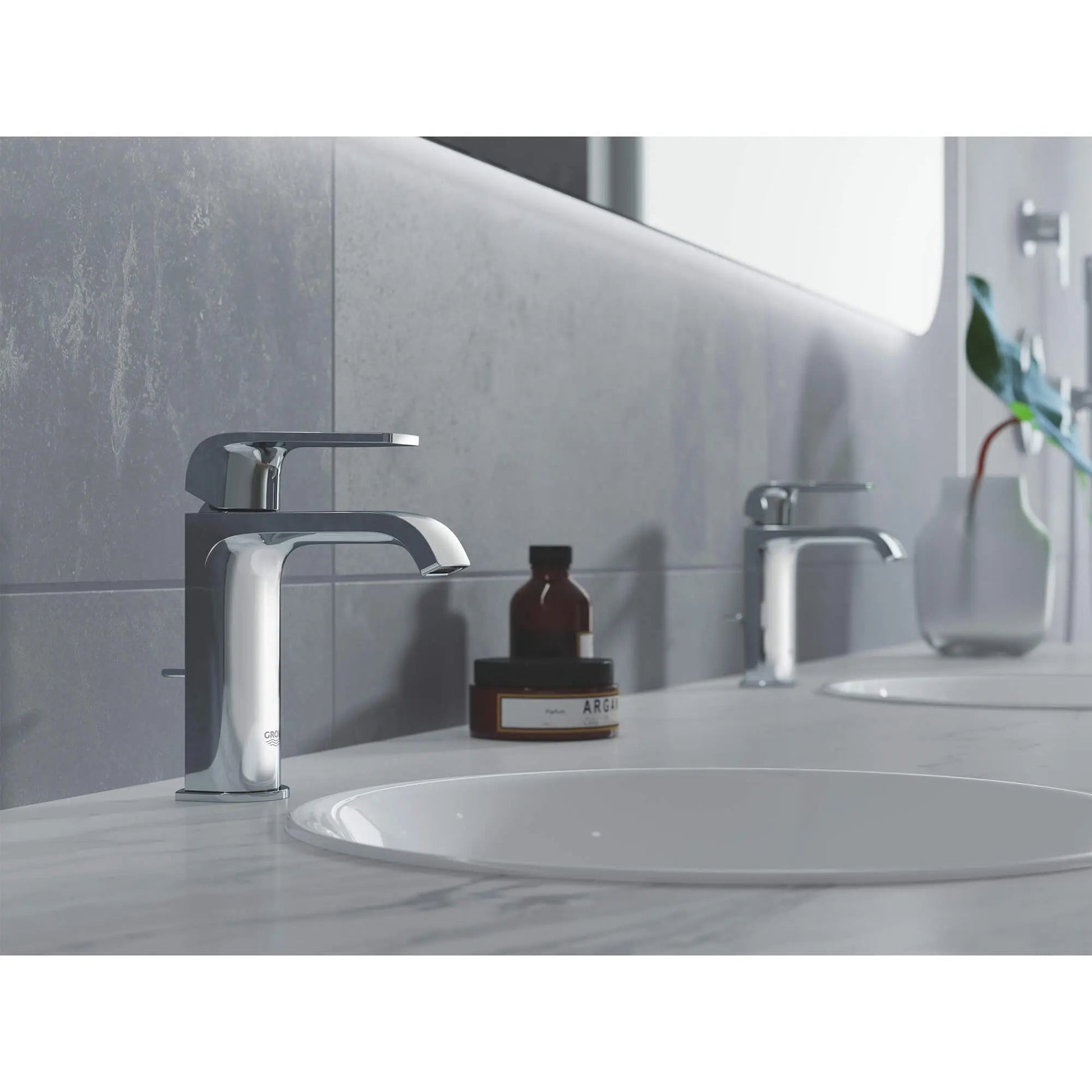Grohe Defined 1.2 GPM Single Handle StarLight Chrome Faucet