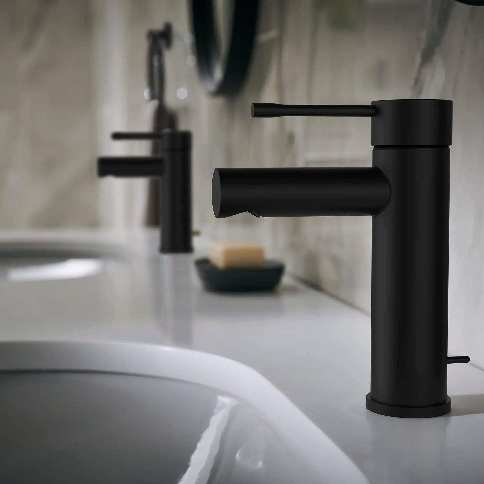 Grohe Essence 1.2 GPM Single Hole Single Handle Matte Black Faucet