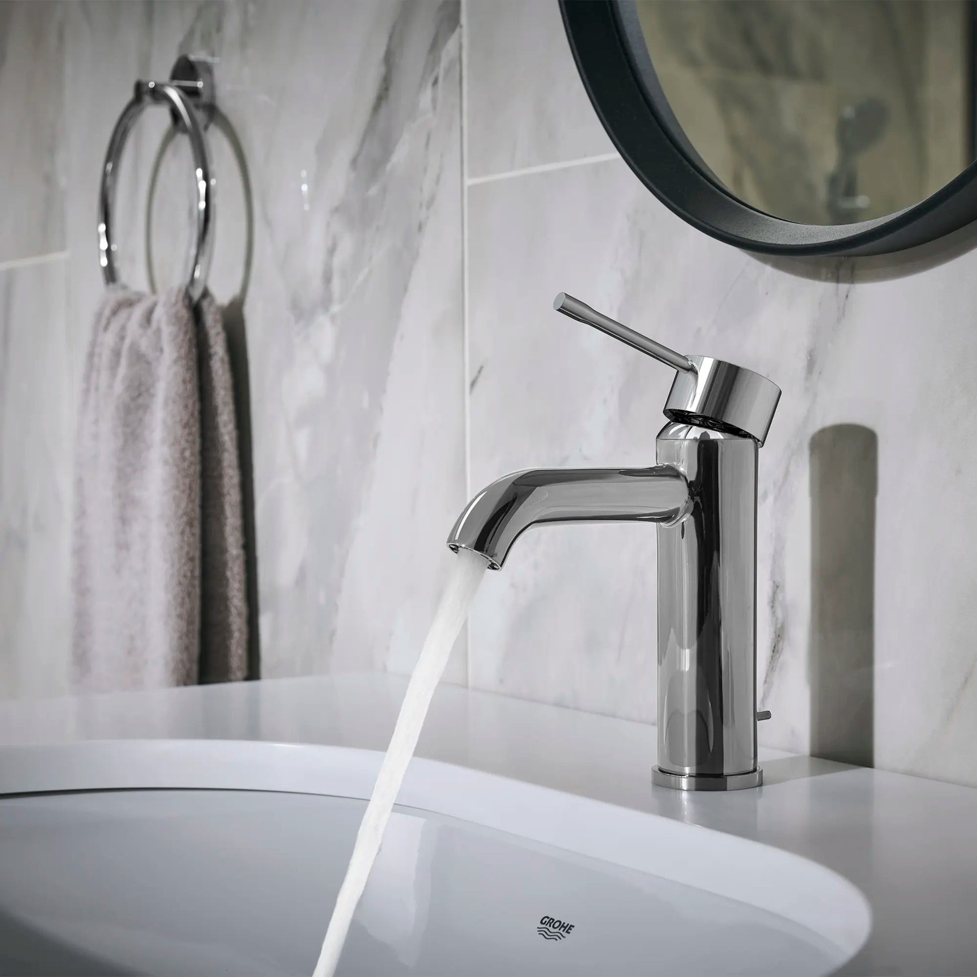 Grohe Essence 2359200A 1.2 GPM Single Handle Star Light Chrome Finish Faucet