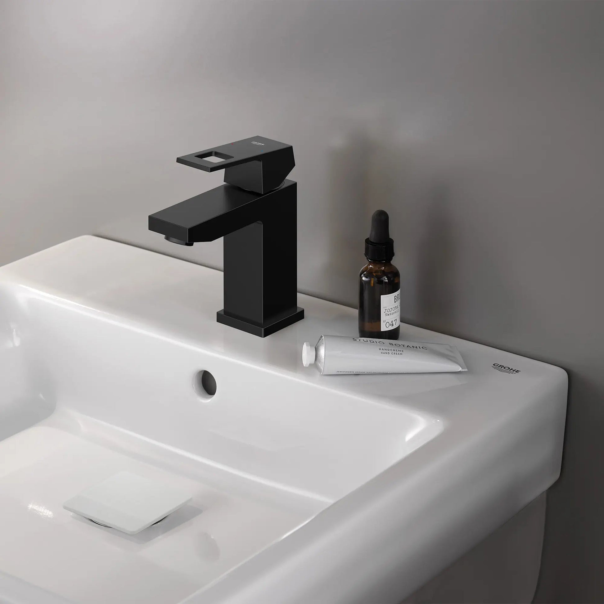 Grohe Eurocube® 1.2 GPM Single Hole Single-Handle Matte Black Faucet