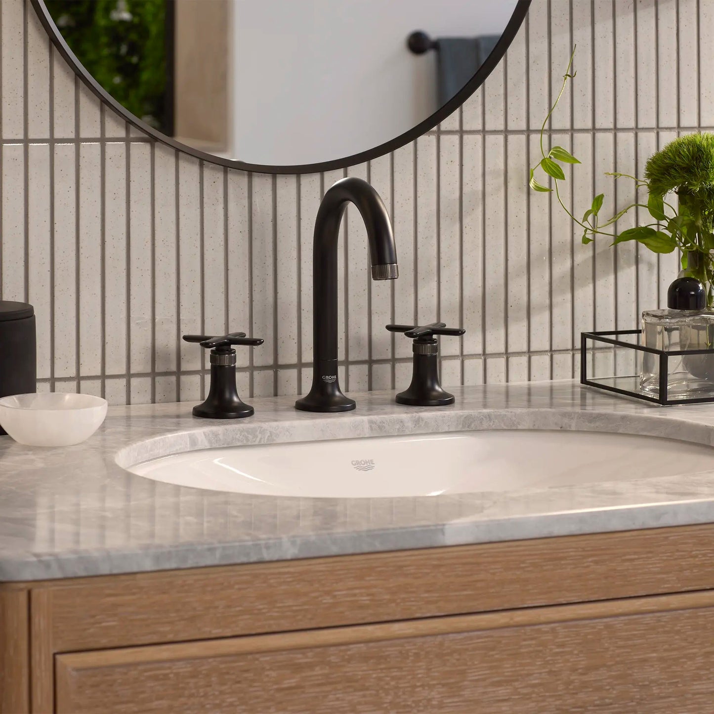 Grohe Listra 1.2 GPM Deck Mount Widespread Matte Black Infinity Finish Faucet