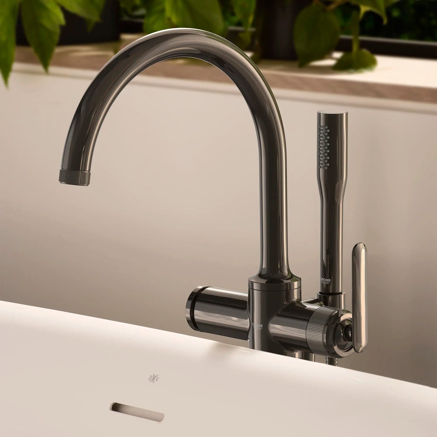 Grohe Listra Single-Handle Freestanding Hard Graphite Tub Faucet With 1.75 GPM Hand Shower