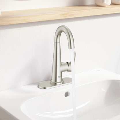 Grohe Veletto 4" Single-Handle 1.2 GPM Centerset Brushed Nickel Infinity Faucet