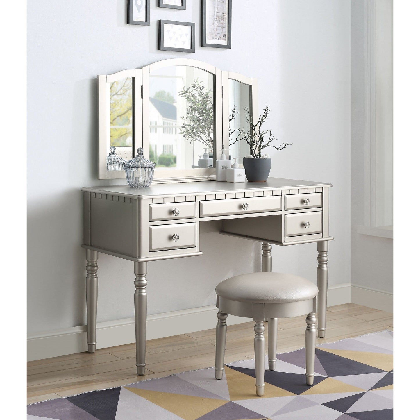 HomeRoots 19' x 43' x 54' PU Silver Wood Mirror Vanity Set