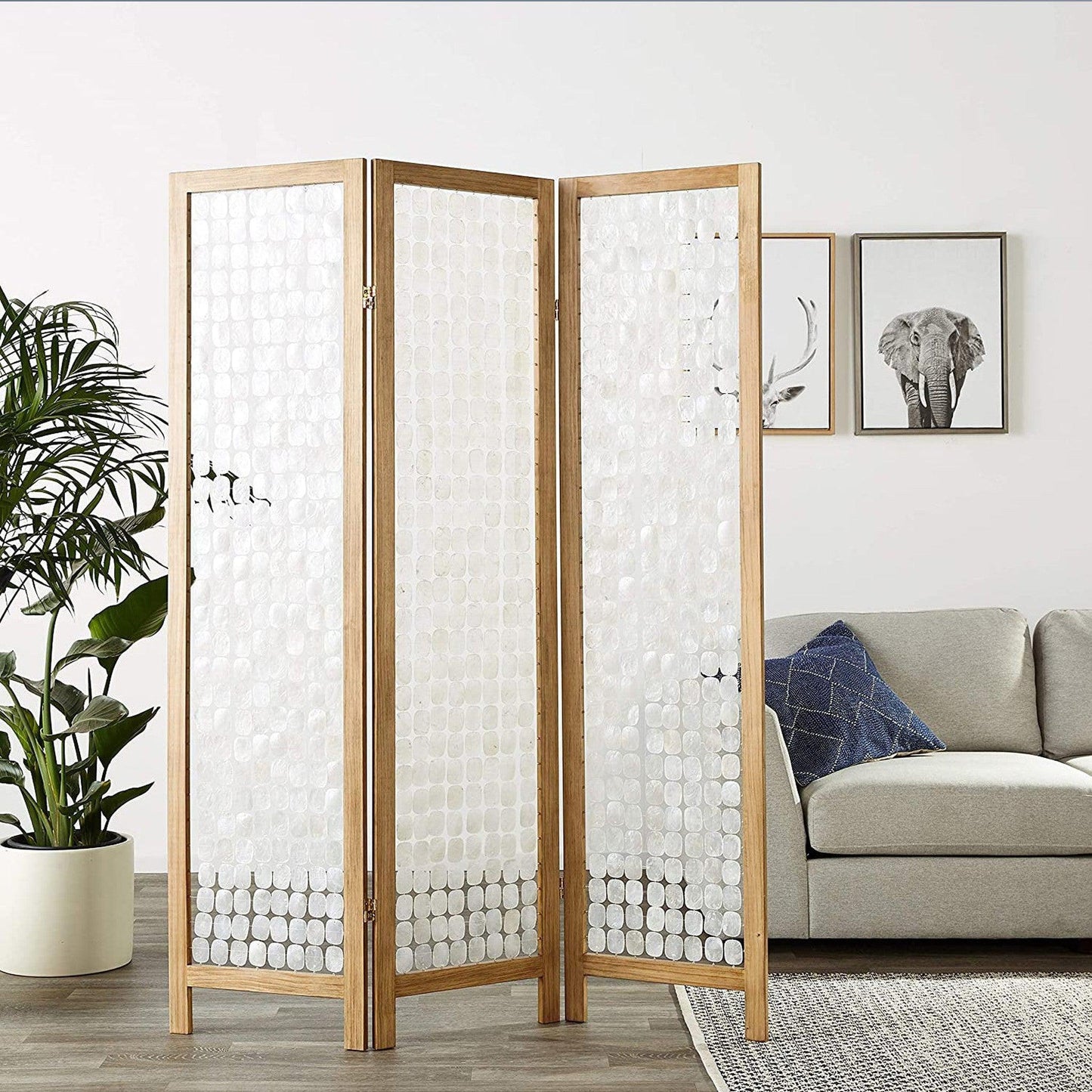 HomeRoots 54" x 1.5" x 71" Screen Divider With Clear Capiz Shell Finish