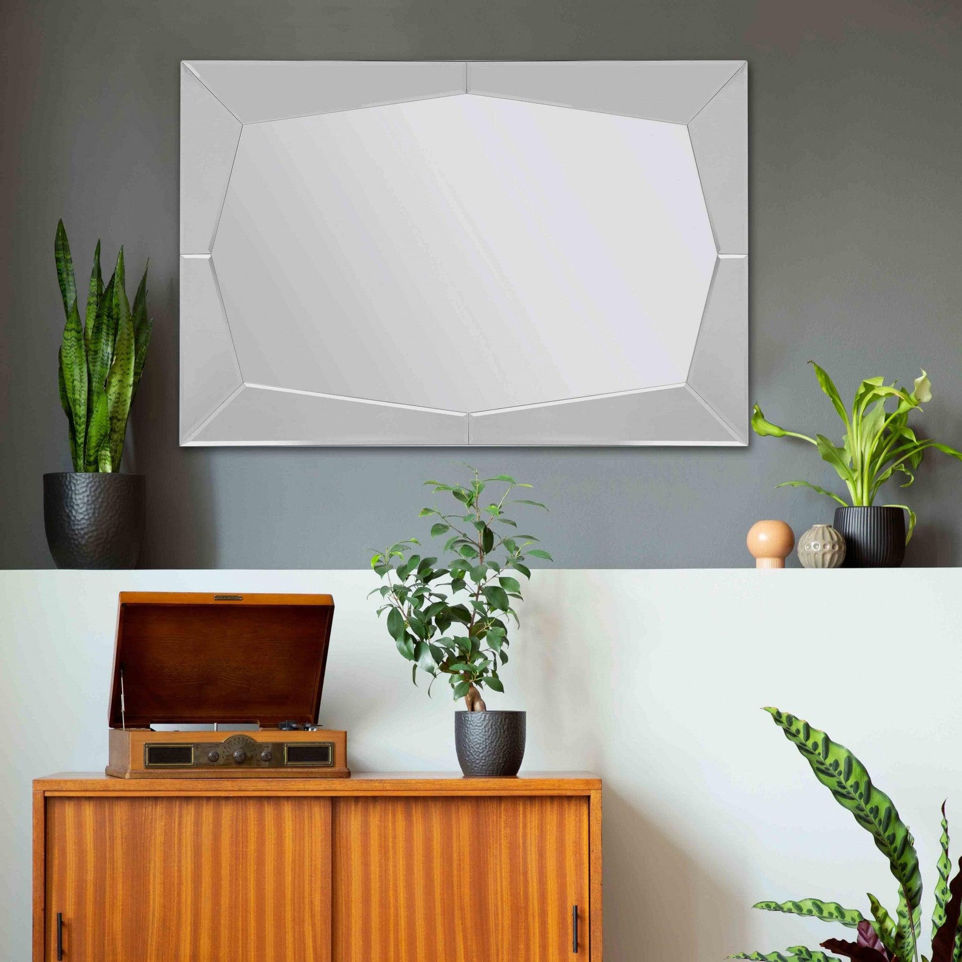 HomeRoots Etched Designed Wall Mirror