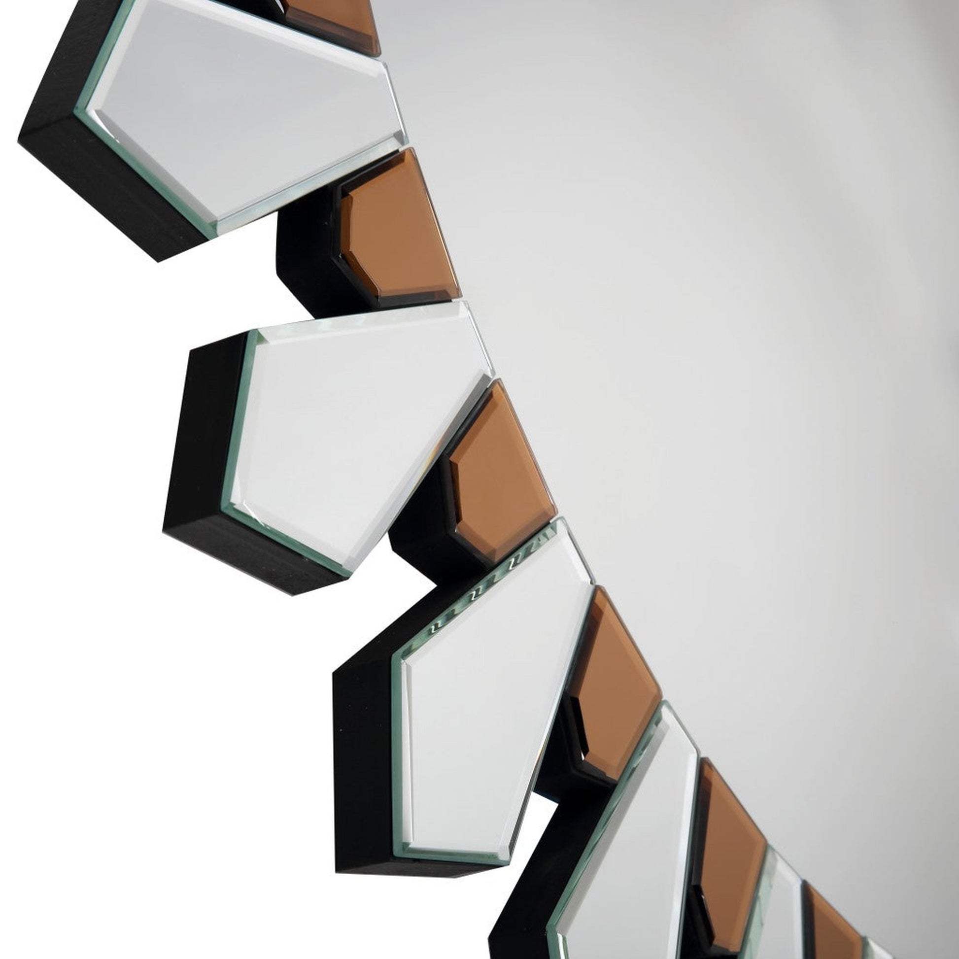 HomeRoots Flower Pedal Wall Mirror