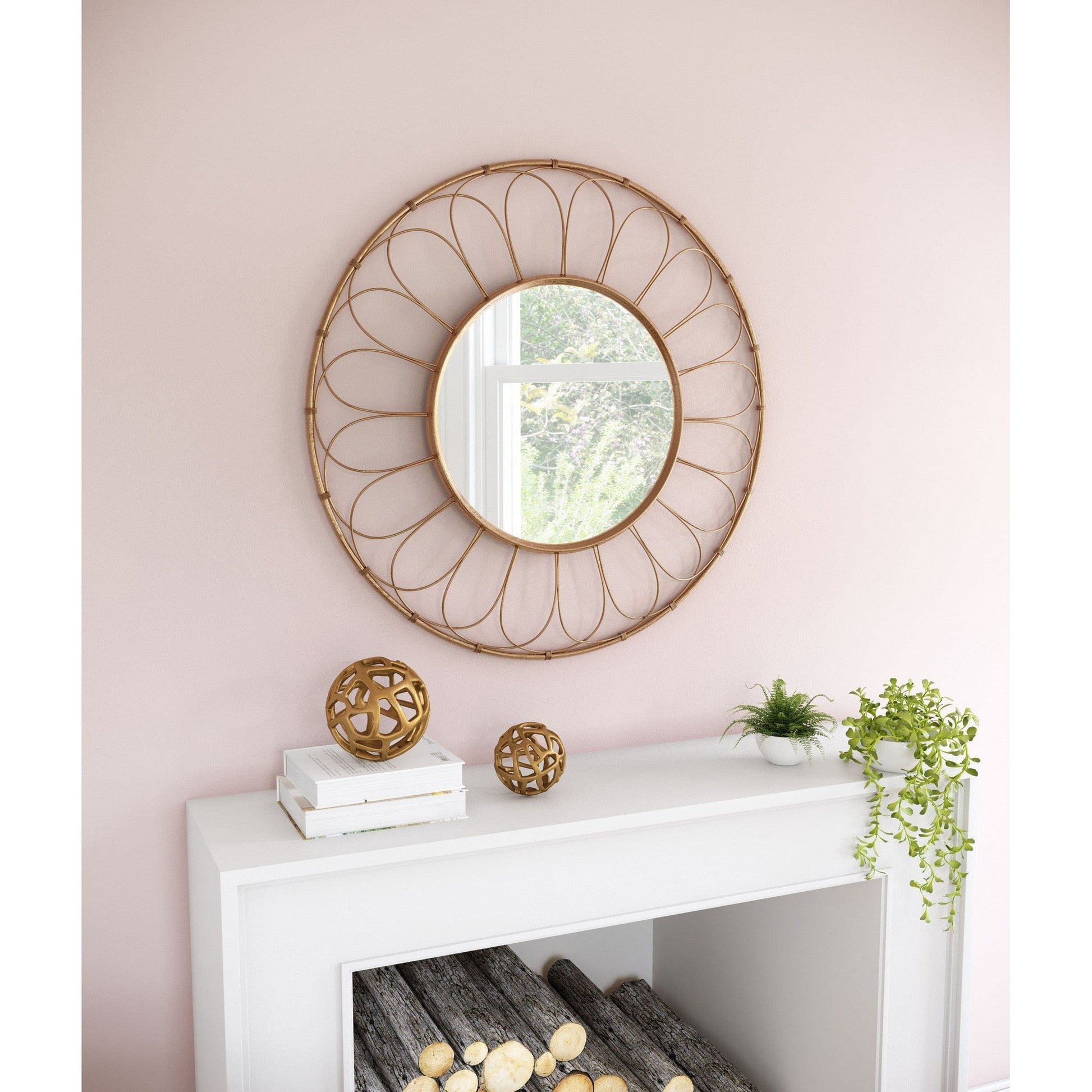 HomeRoots Gold Flower Framed Round Mirror