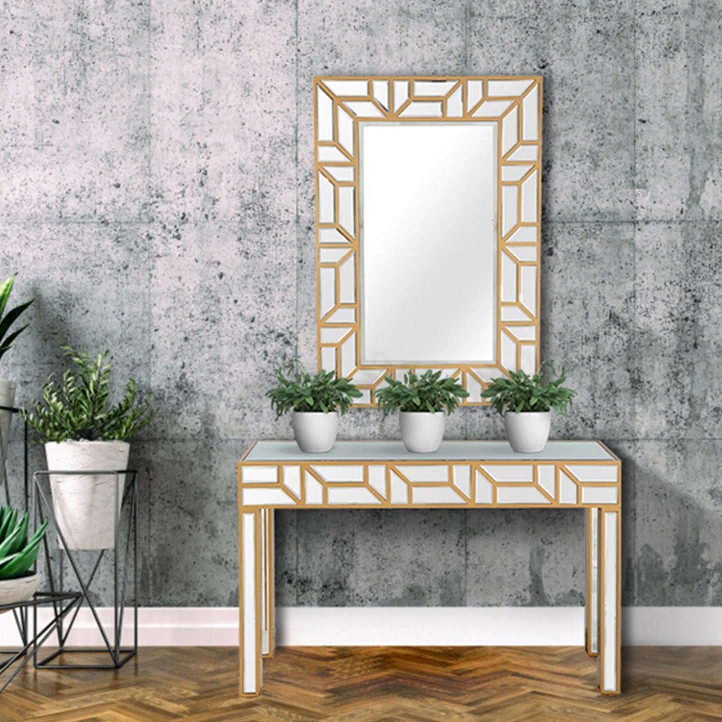 HomeRoots Gold Geometric Wall Mirror