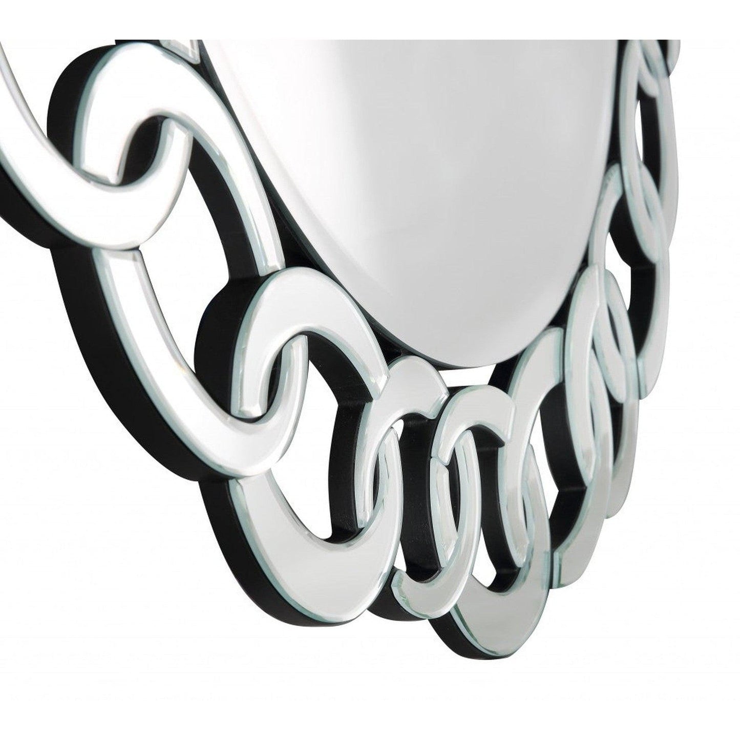 HomeRoots Silver Linked Mirror