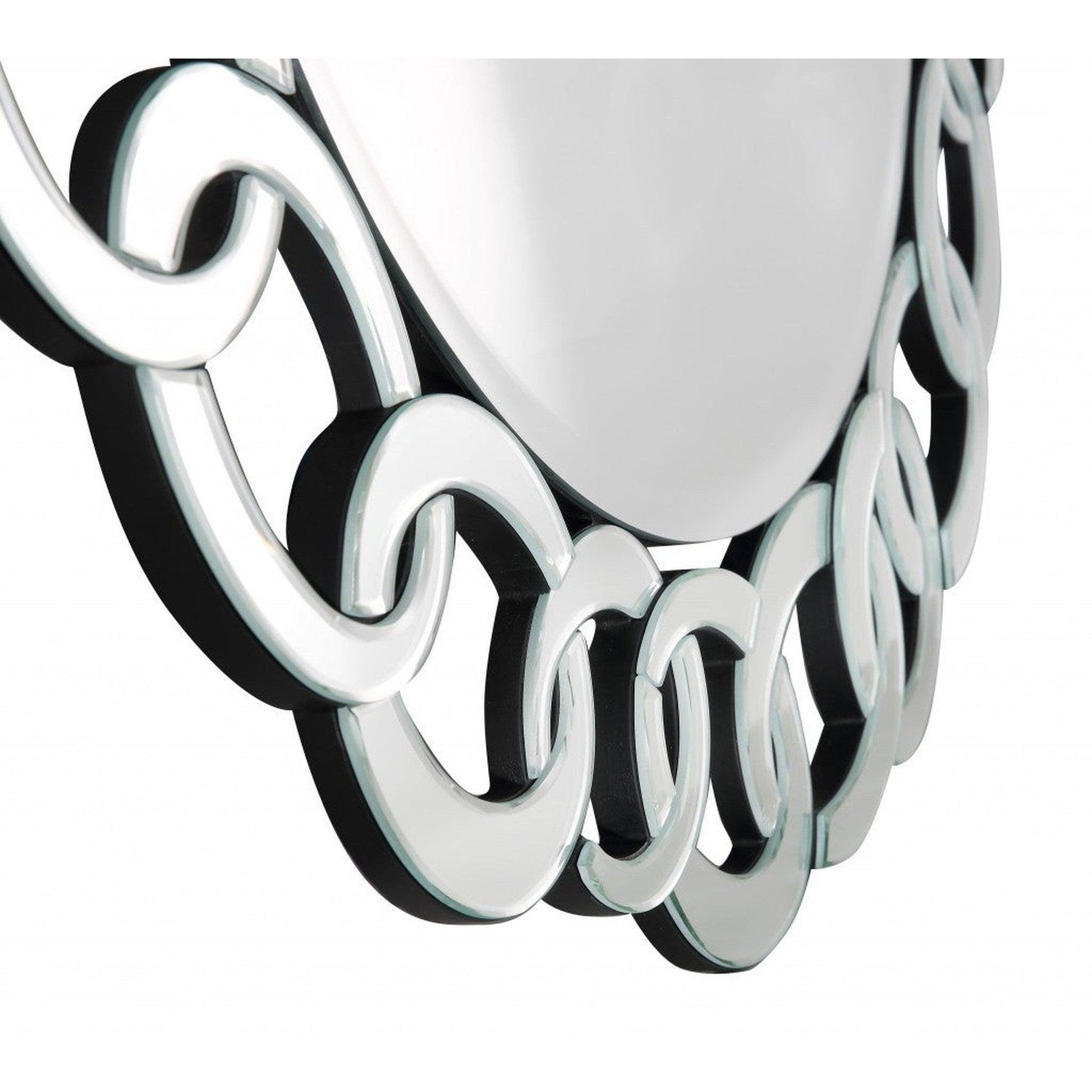 HomeRoots Silver Linked Mirror