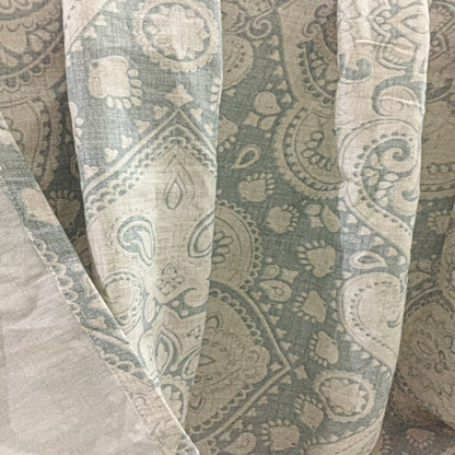 HomeRoots Teal And Cream Medallion Lattice Shower Curtain