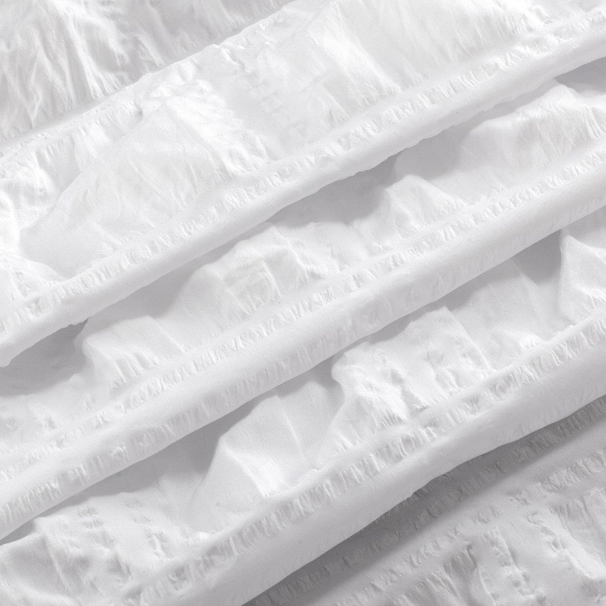 HomeRoots White Modern Crinkle Shower Curtain