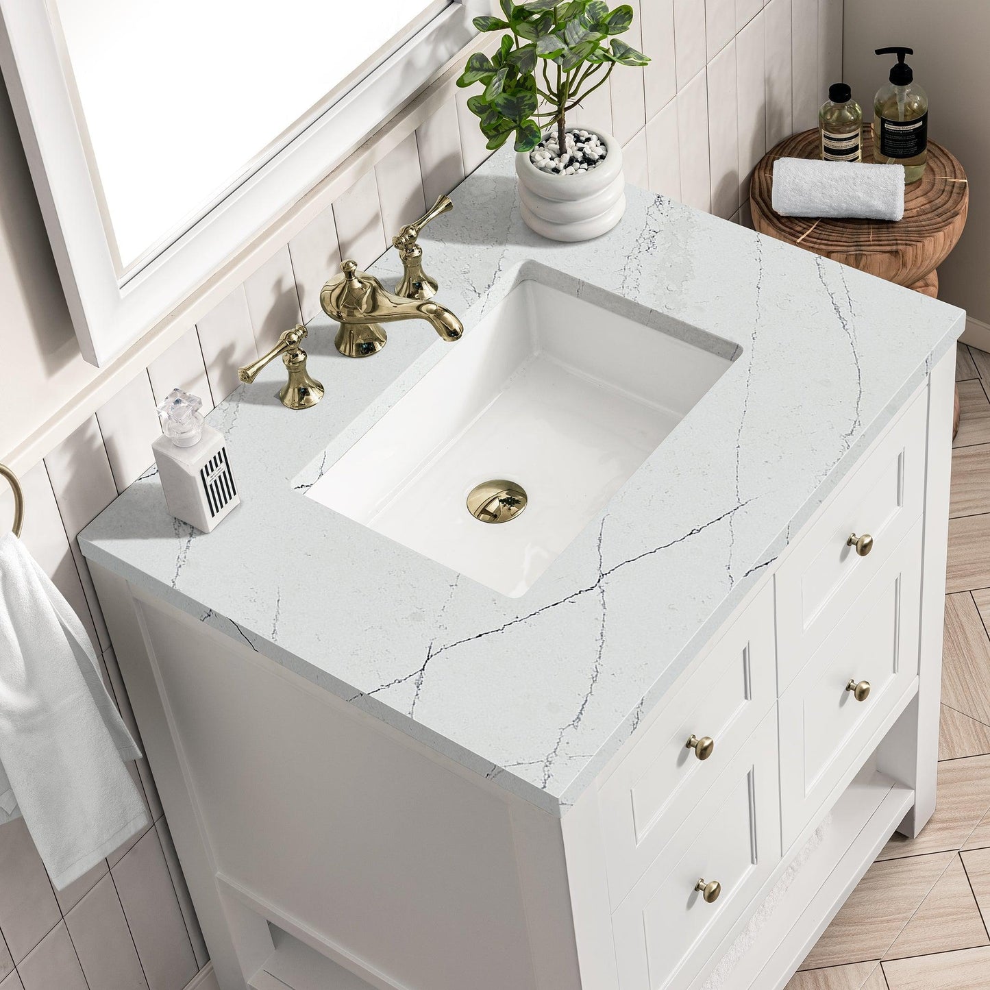 James Martin Vanities Breckenridge 30" Bright White Single Vanity With 3cm Ethereal Noctis Top