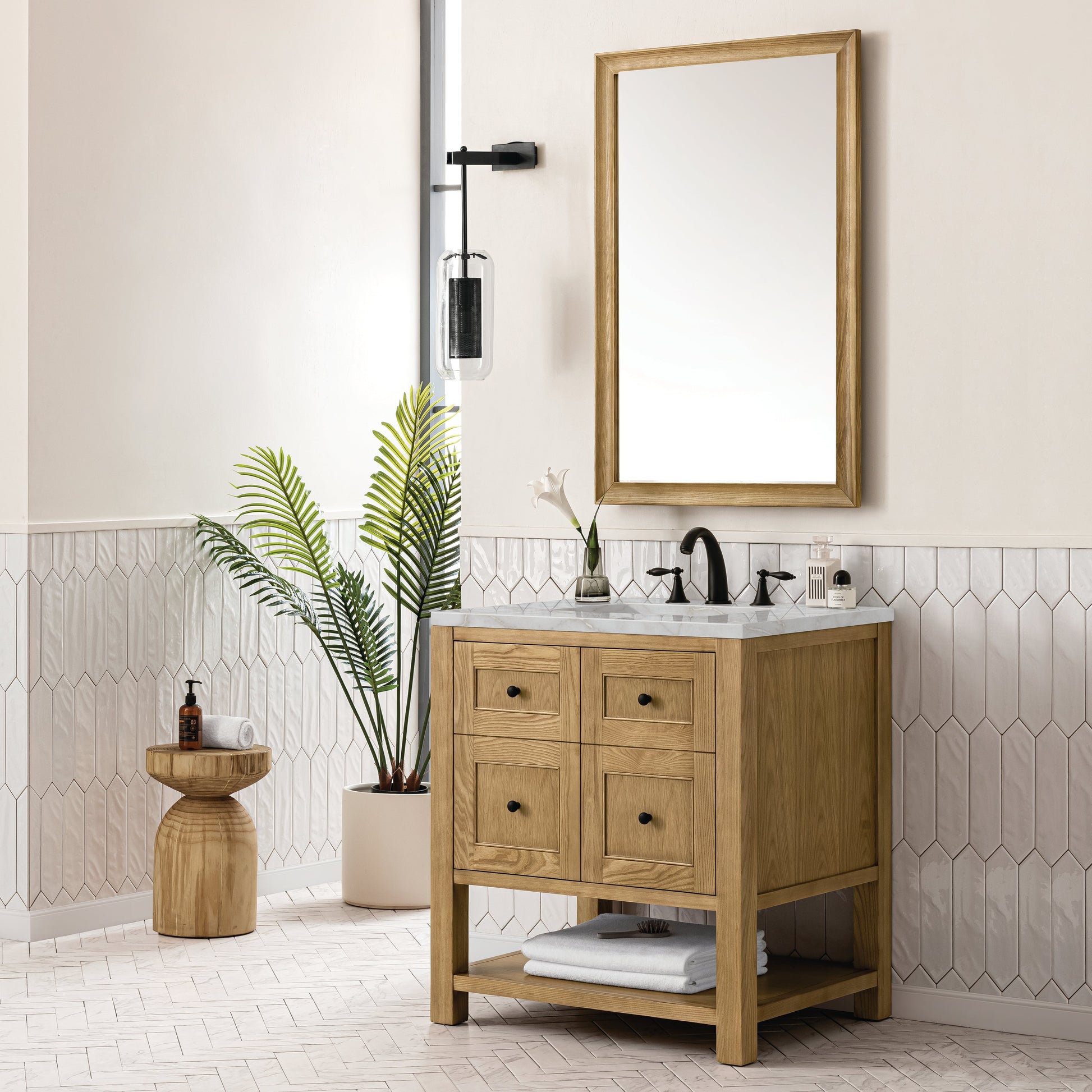 James Martin Vanities Breckenridge 30" Light Natural Oak Single Vanity With 3 cm Victorian Silver Top