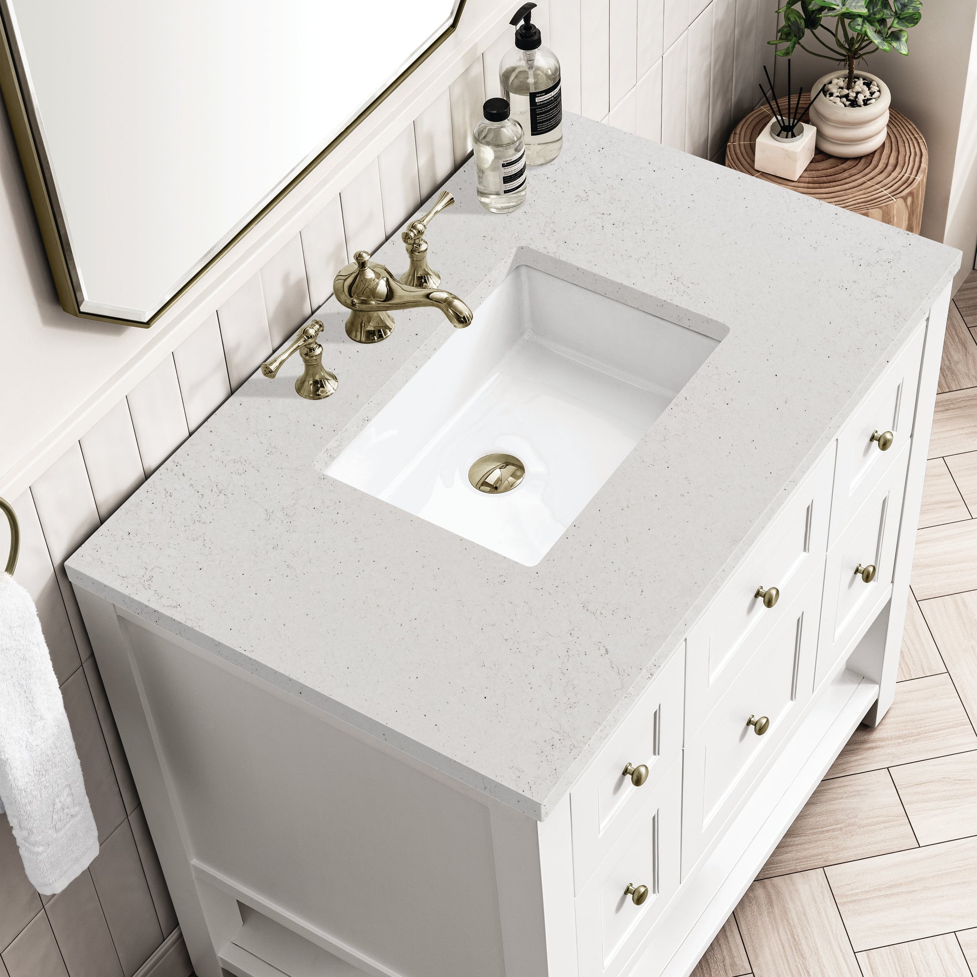 James Martin Vanities Breckenridge 36" Bright White Single Vanity With 3 cm Lime Delight Top