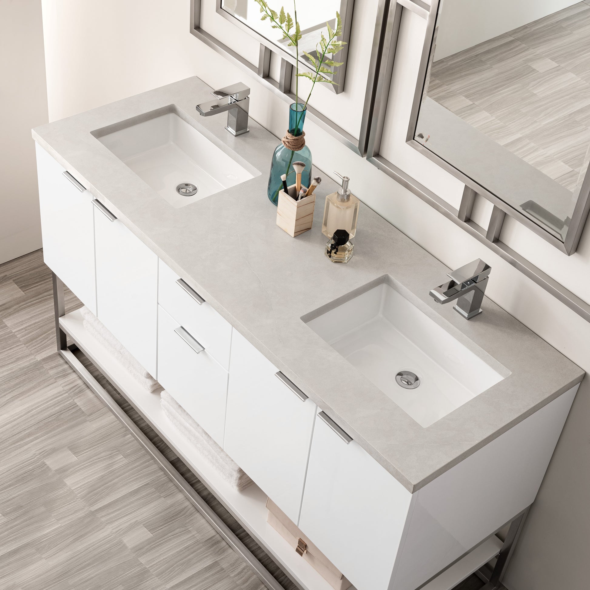 James Martin Vanities Brenlyn 60" W X 22" D X 34.65" H Glossy White Double Bath Vanity With Pietra Grey Quartz Top