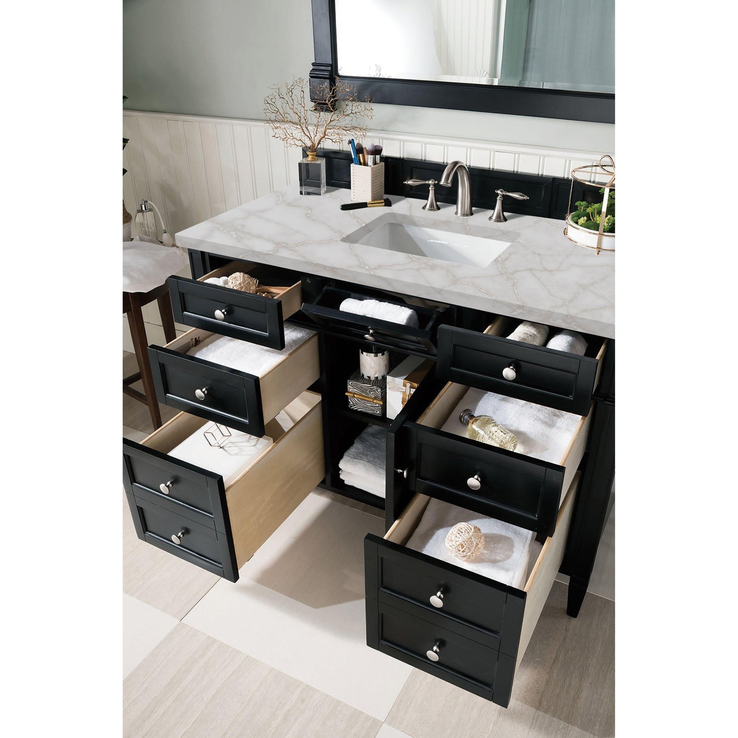 James Martin Vanities Brittany 48" Black Onyx Single Vanity With 3 cm Victorian Silver Silestone Top and FreePower Wireless Charger