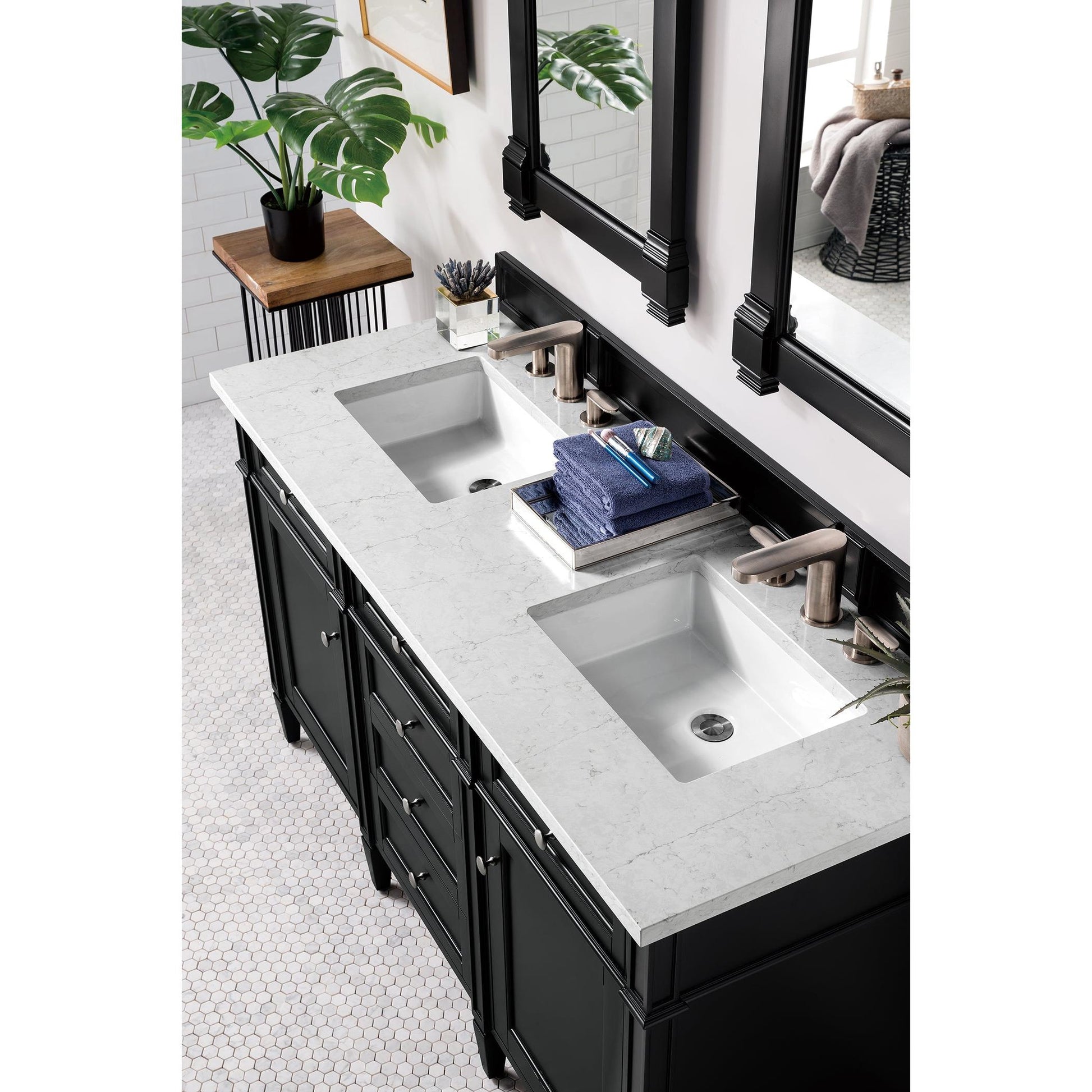 James Martin Vanities Brittany 60" Black Onyx Double Vanity With 3 cm Eternal Jasmine Pearl Silestone Top and FreePower Wireless Charger